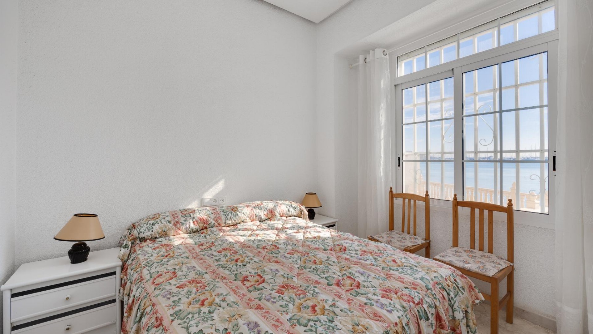 Revente - Appartement -
Torrevieja - Playa del Acequión