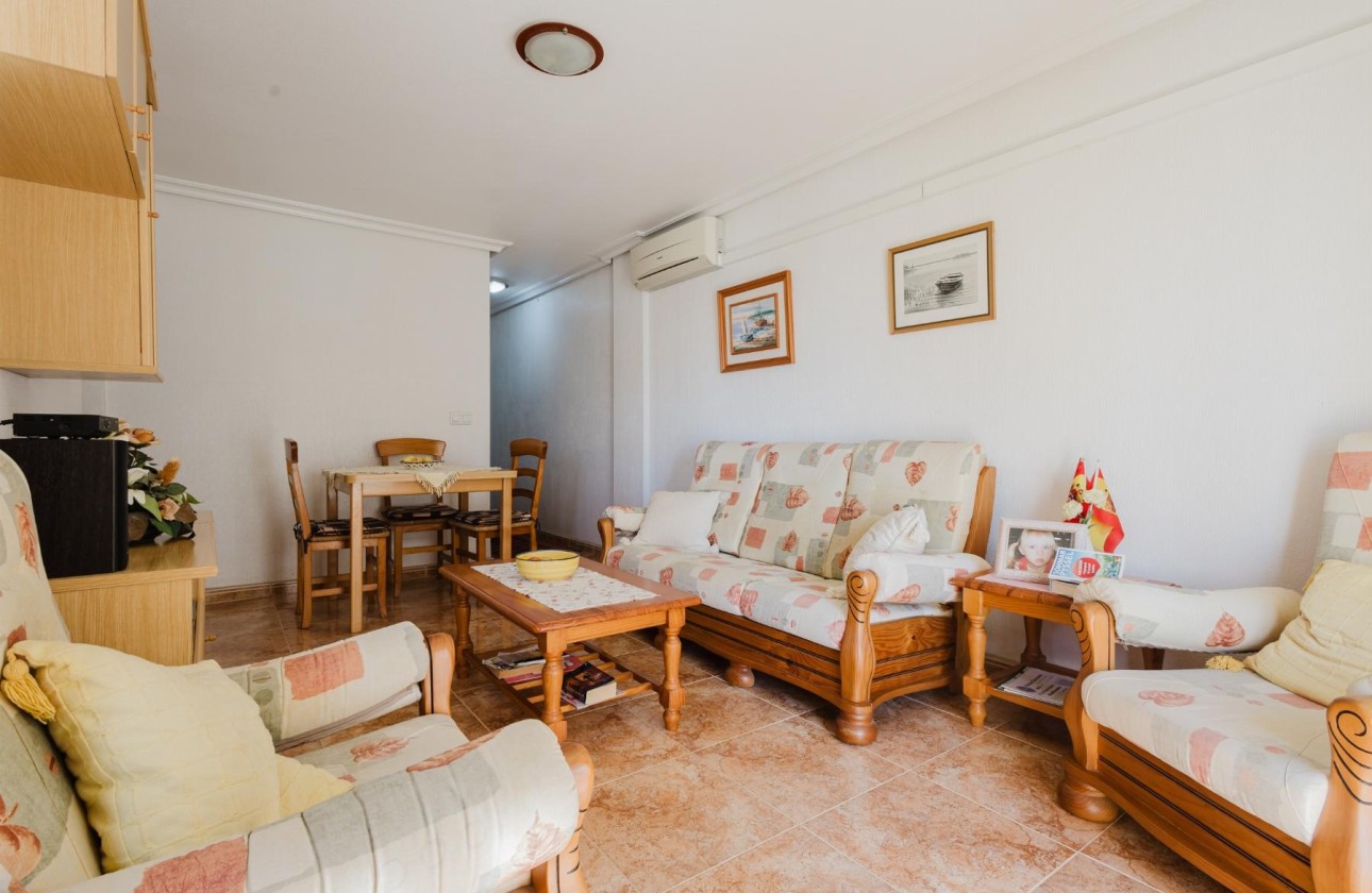 Revente - Appartement -
Torrevieja - Playa del Acequión