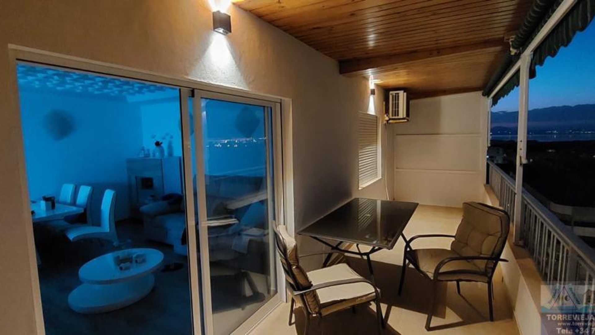 Revente - Appartement -
Torrevieja - Playa del Acequión