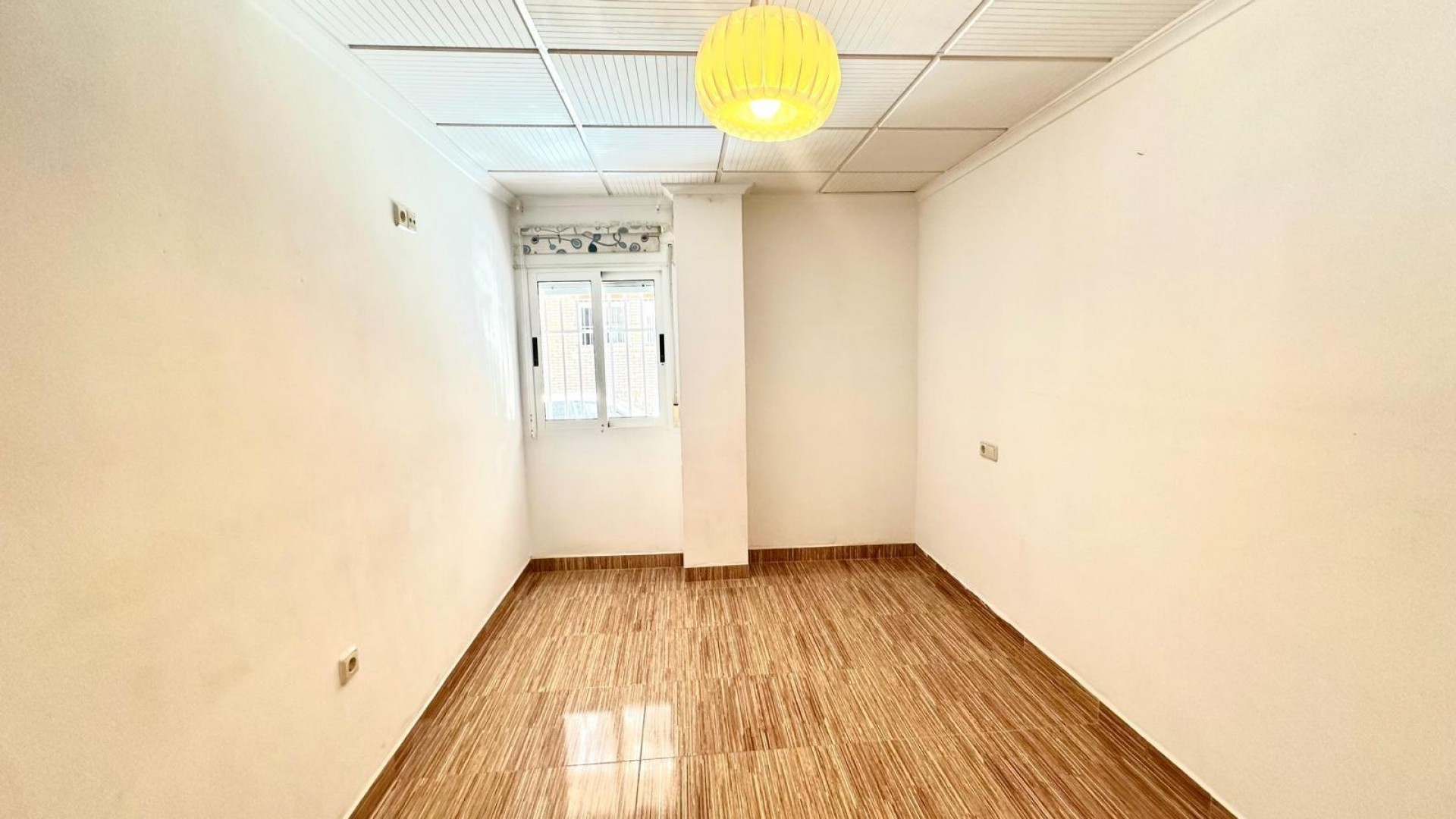 Revente - Appartement -
Torrevieja - Playa del cura