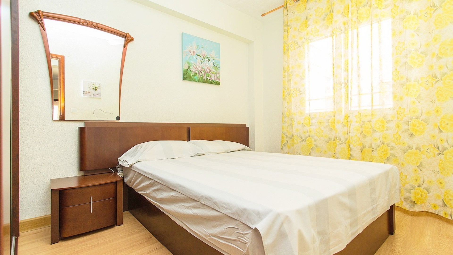 Revente - Appartement -
Torrevieja - Playa del cura