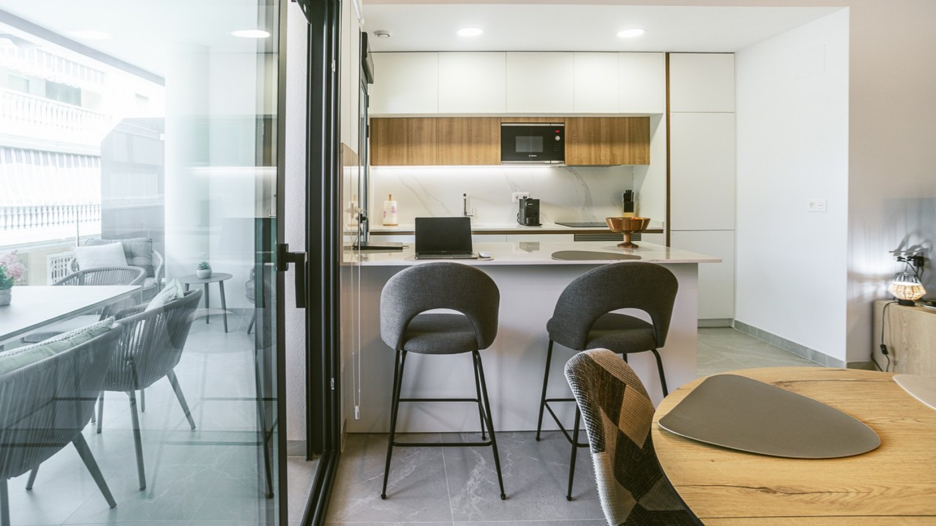 Revente - Appartement -
Torrevieja - Playa del Cura