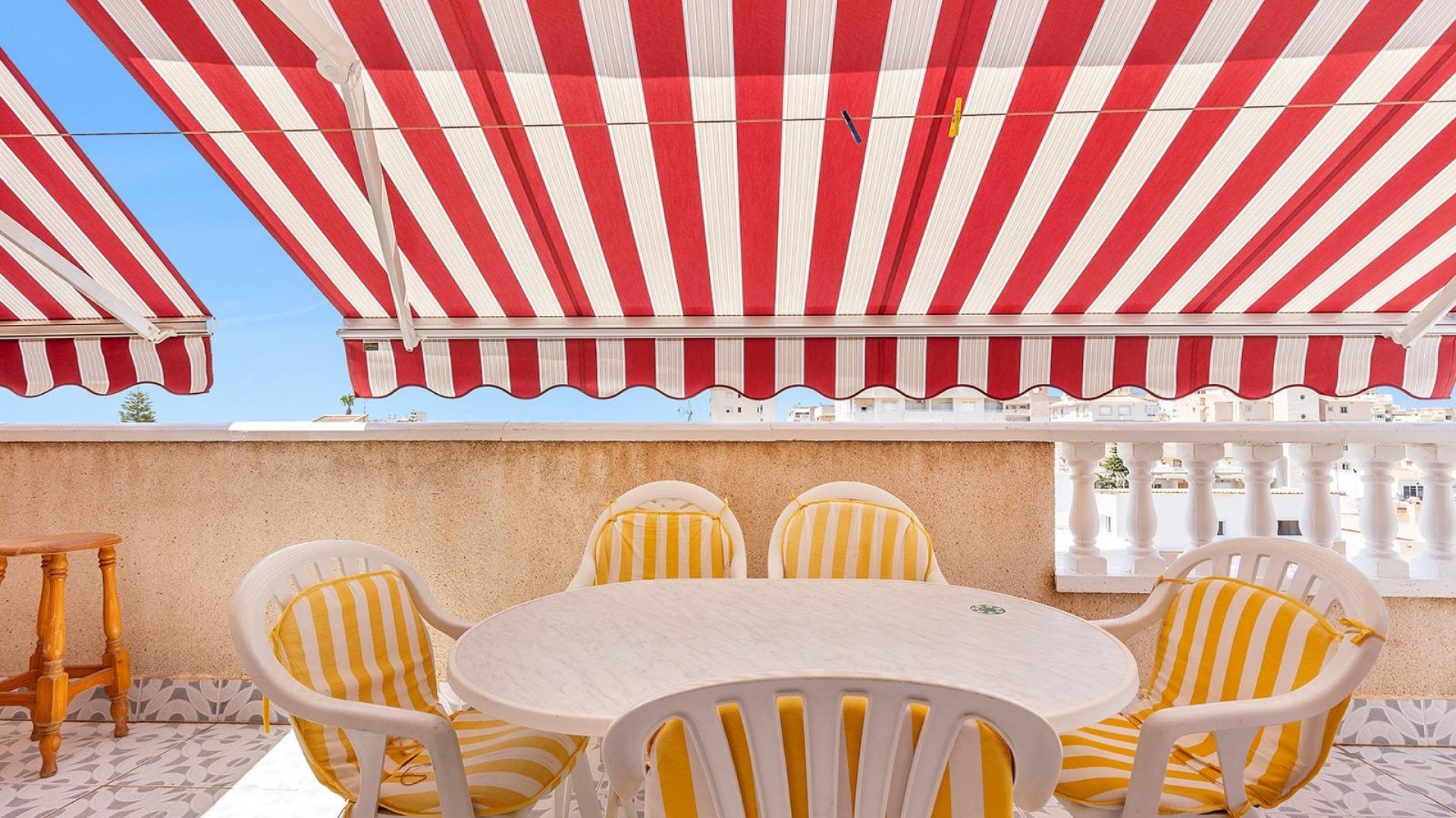 Revente - Appartement -
Torrevieja - Playa del cura