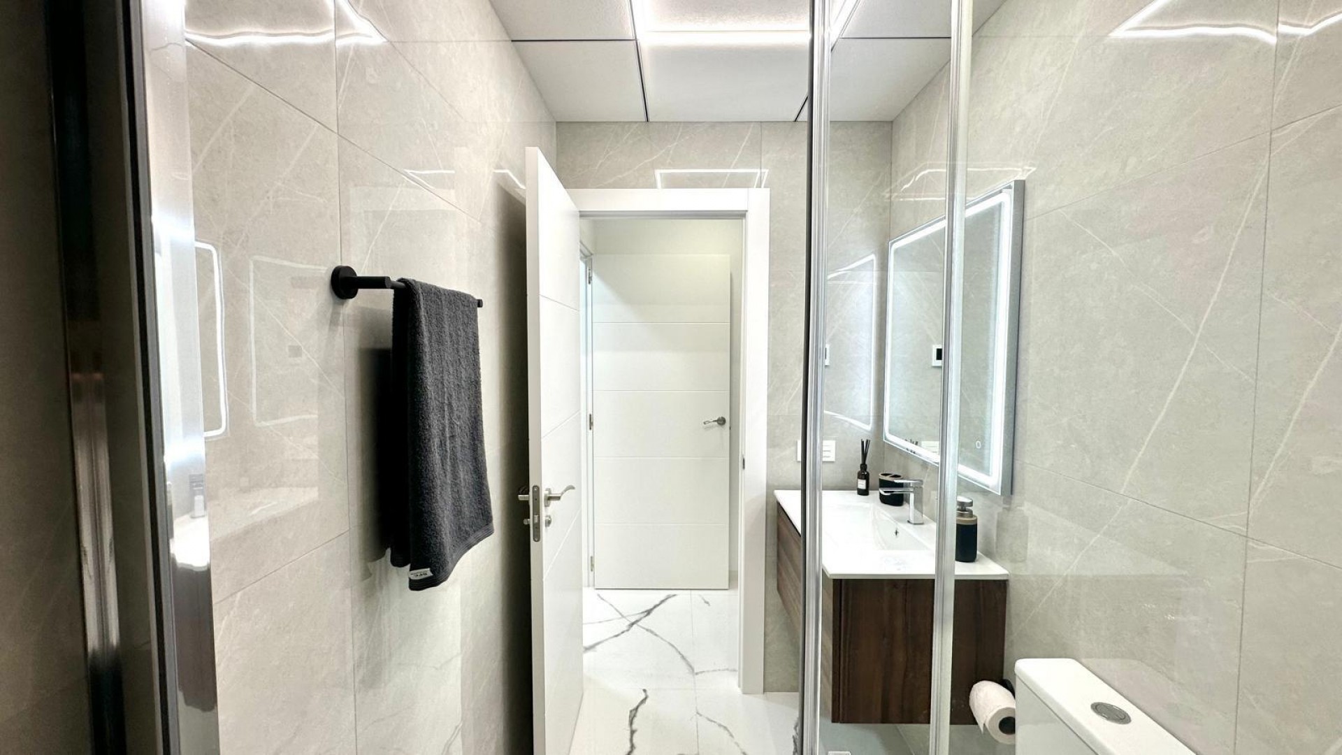 Revente - Appartement -
Torrevieja - Playa del cura