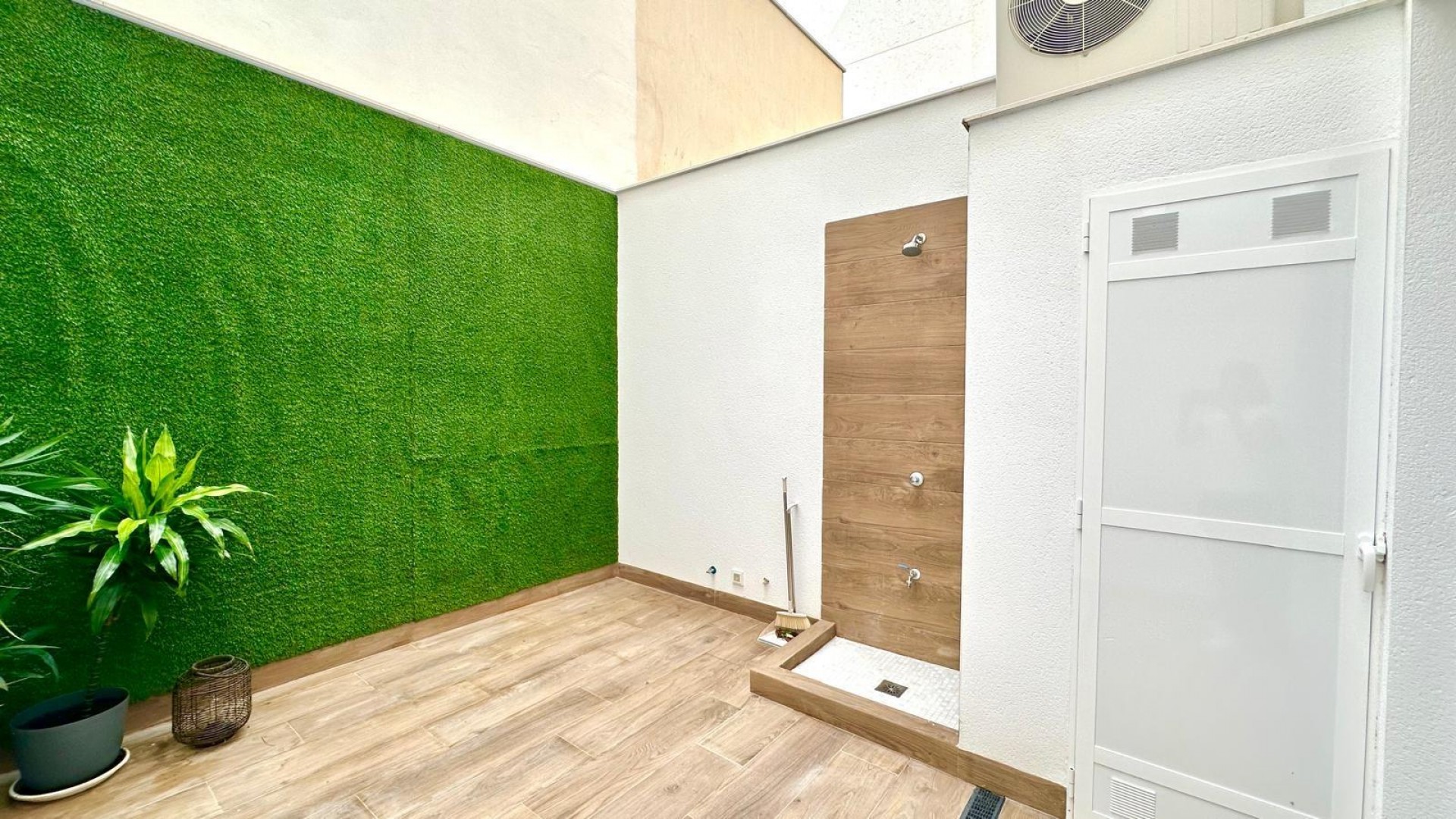 Revente - Appartement -
Torrevieja - Playa del cura