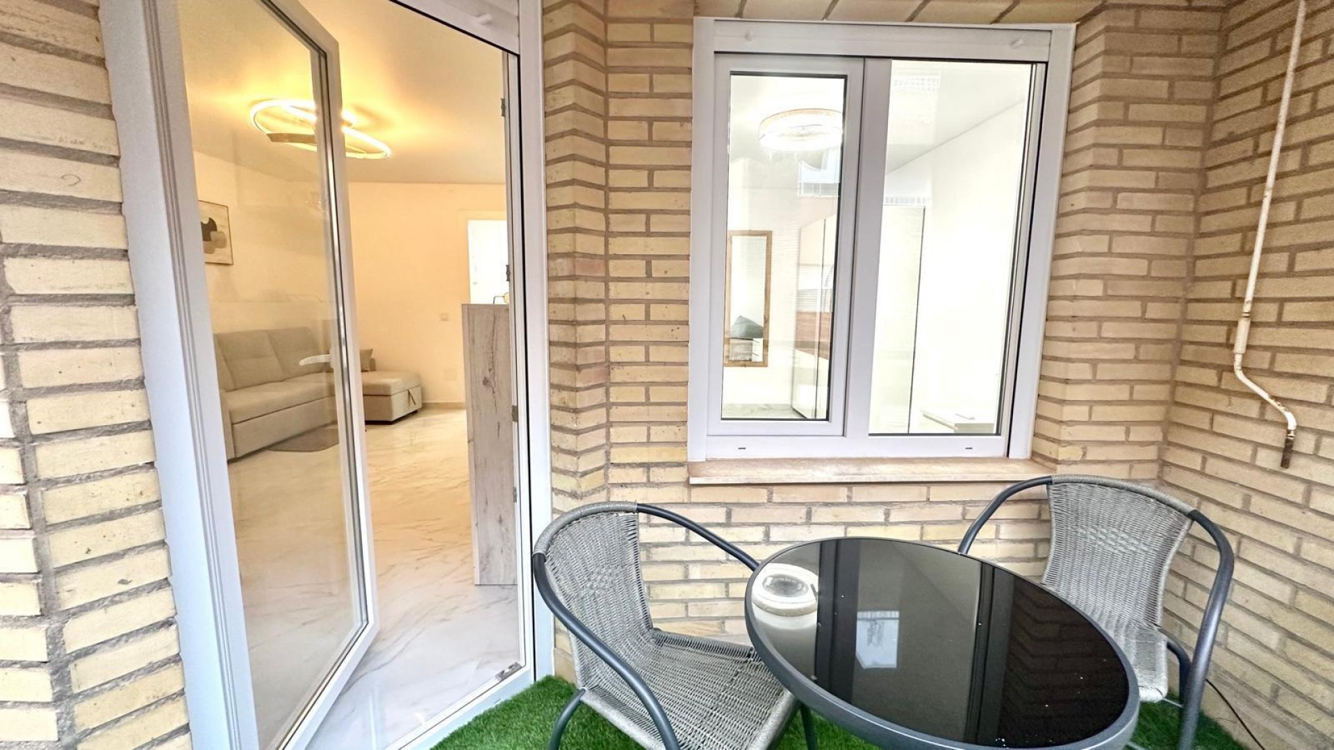 Revente - Appartement -
Torrevieja - Playa del cura