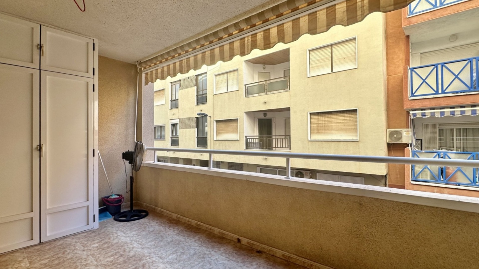 Revente - Appartement -
Torrevieja - Playa del Cura