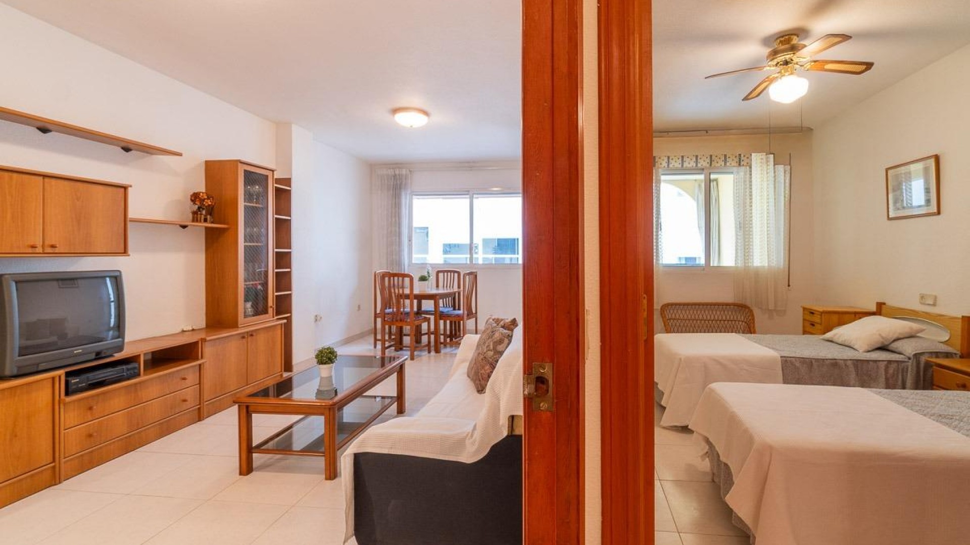 Revente - Appartement -
Torrevieja - Playa del cura