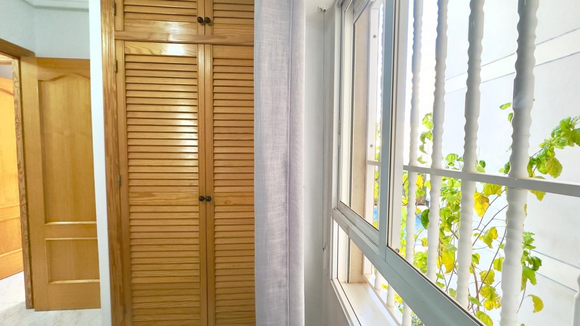 Revente - Appartement -
Torrevieja - Playa del cura