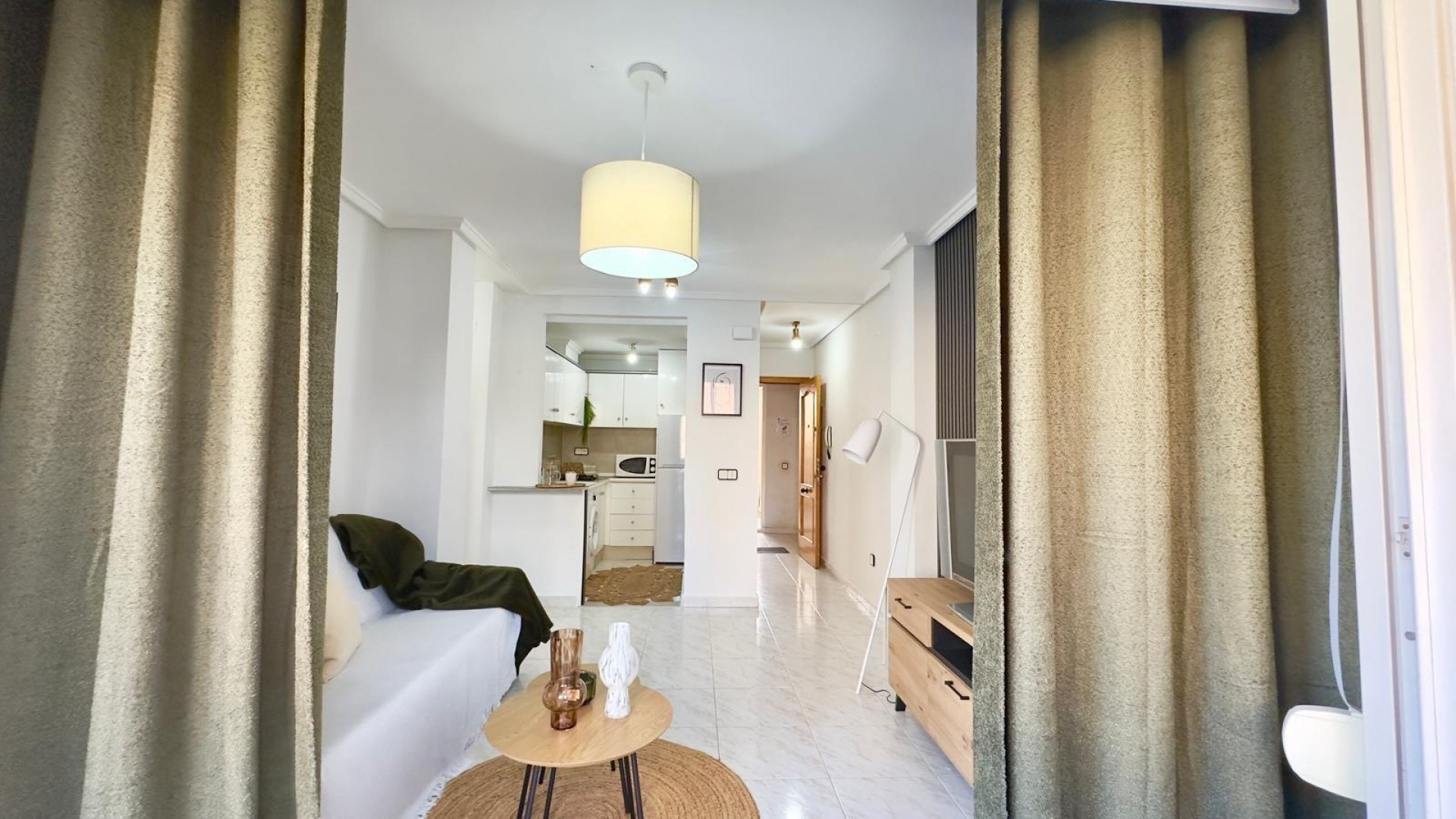 Revente - Appartement -
Torrevieja - Playa del cura