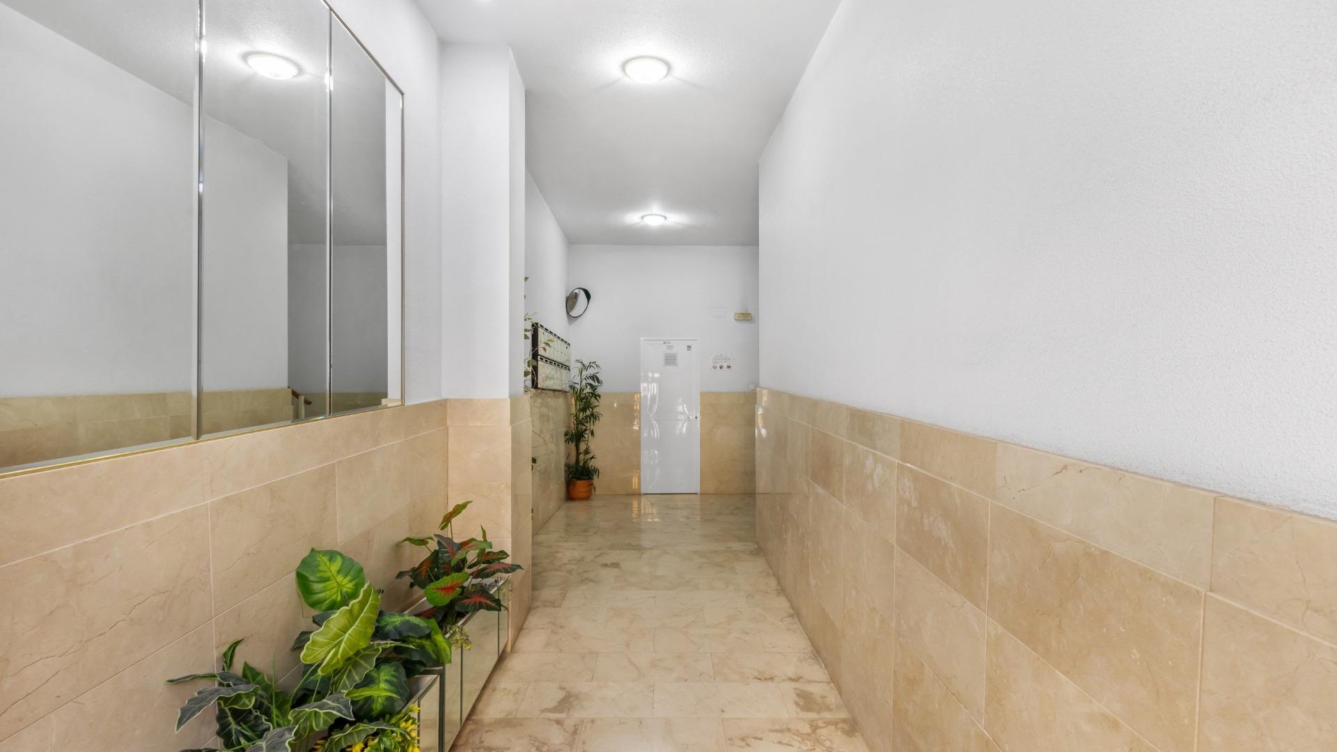 Revente - Appartement -
Torrevieja - Playa del cura