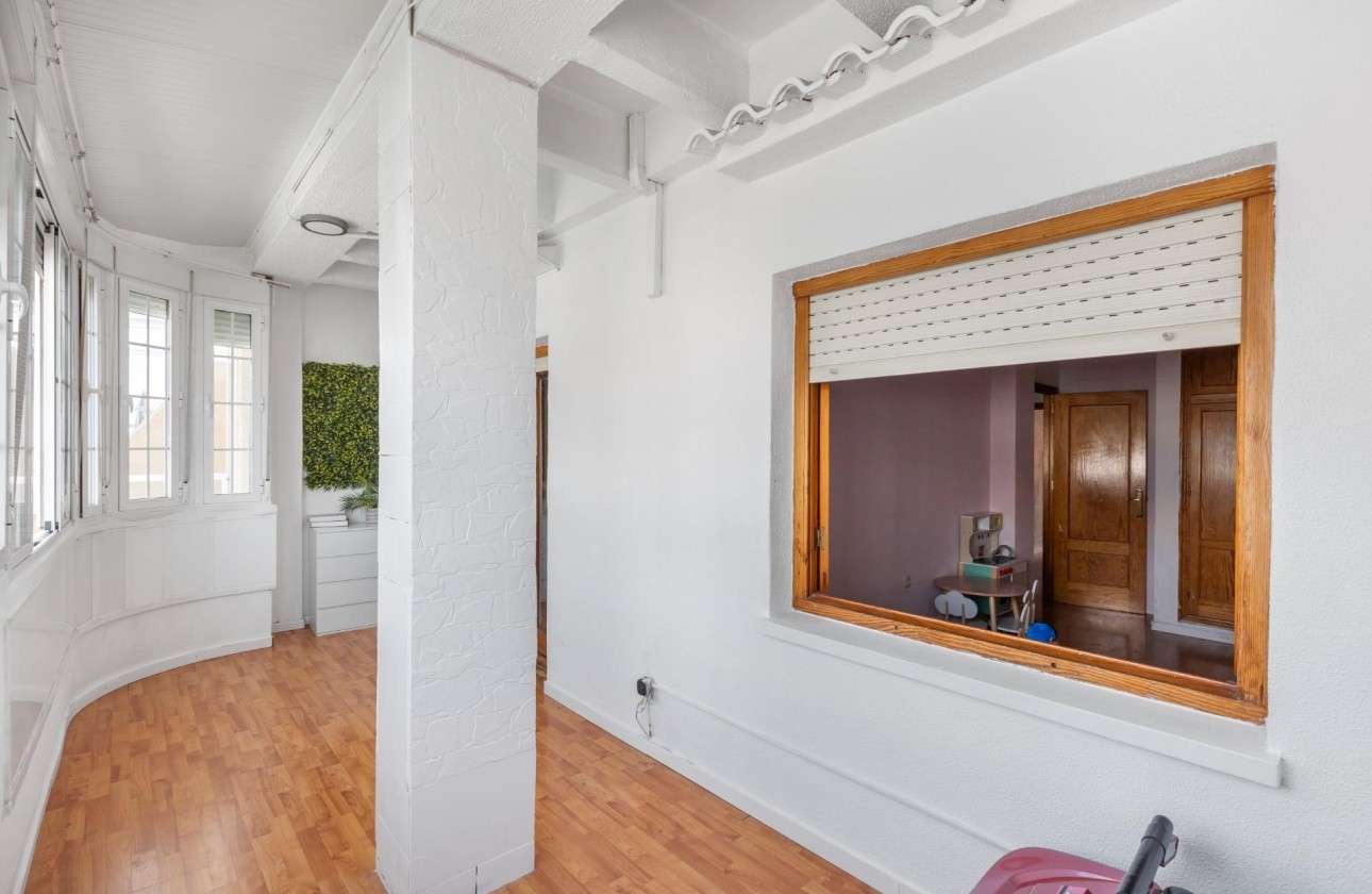 Revente - Appartement -
Torrevieja - Playa del Cura