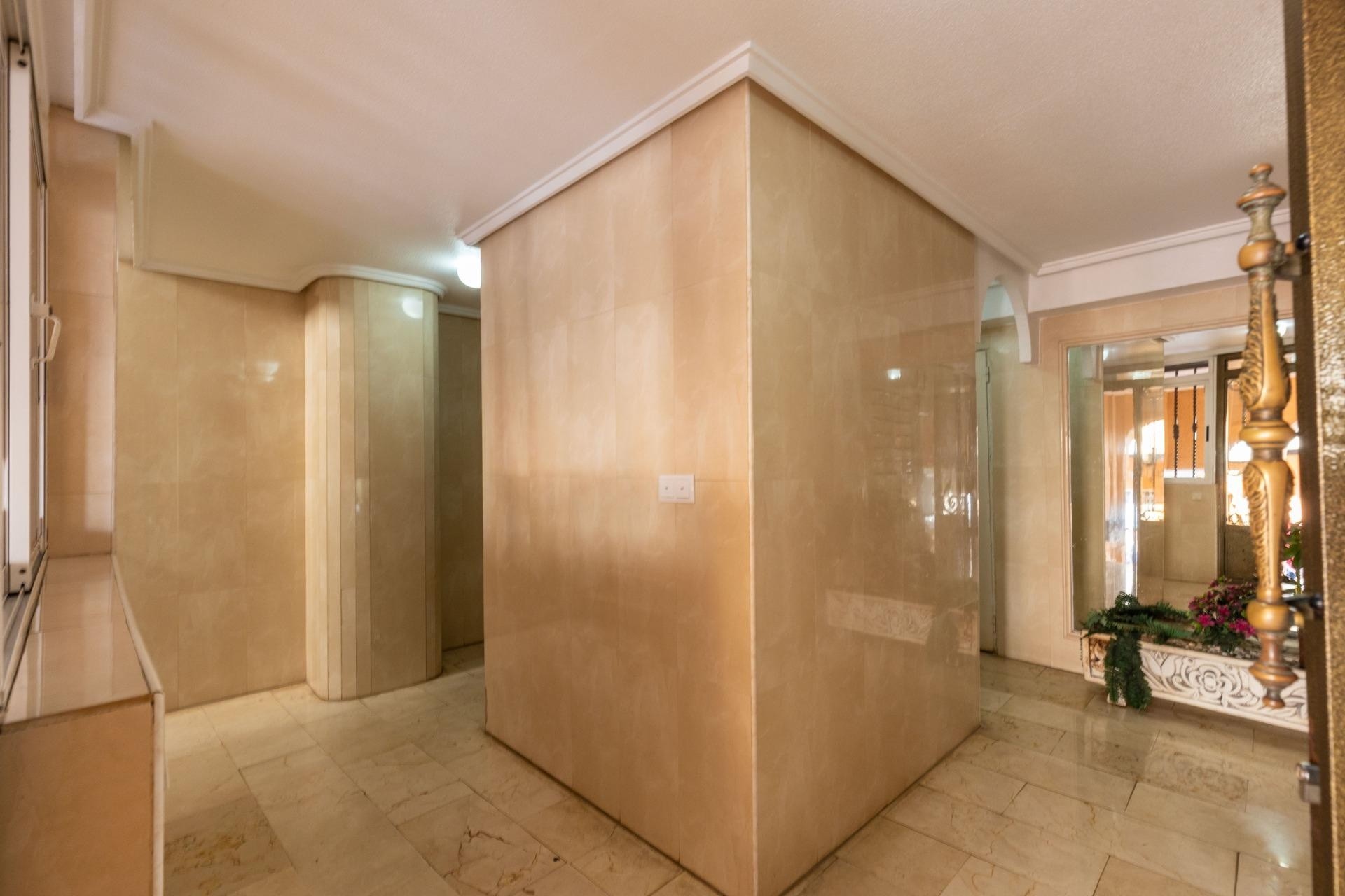 Revente - Appartement -
Torrevieja - Playa del Cura
