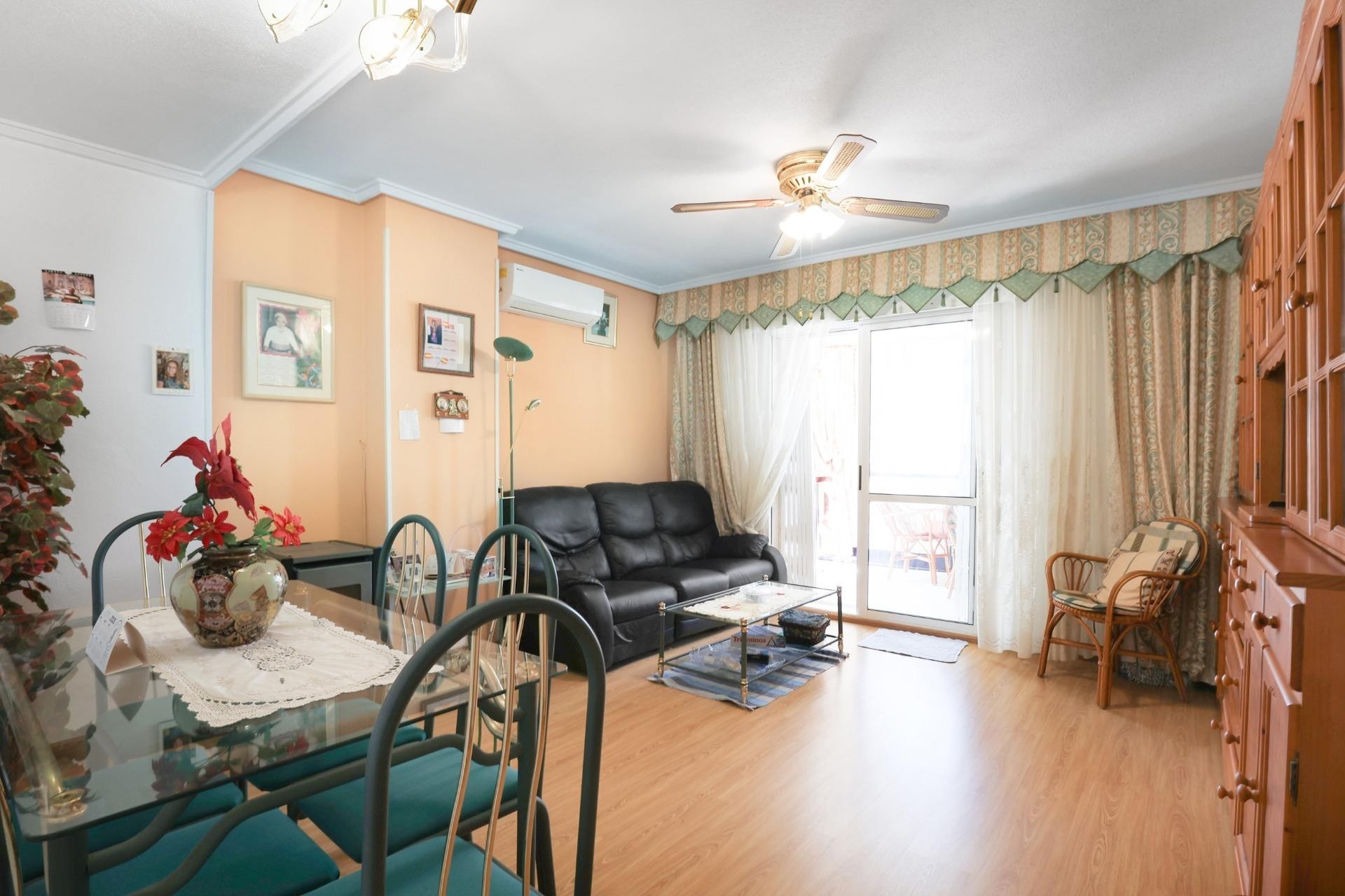 Revente - Appartement -
Torrevieja - Playa del Cura