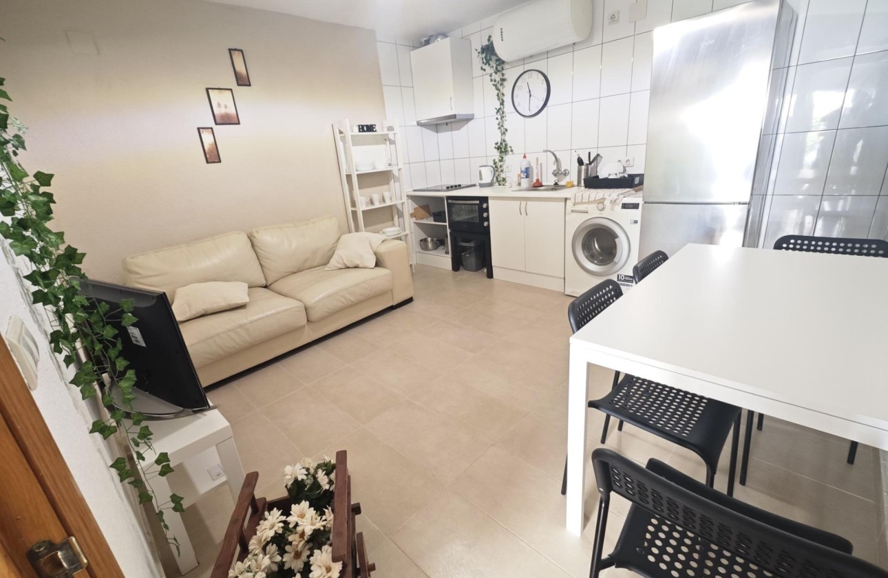 Revente - Appartement -
Torrevieja - Playa del Cura
