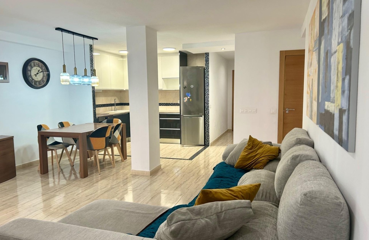 Revente - Appartement -
Torrevieja - Playa del Cura