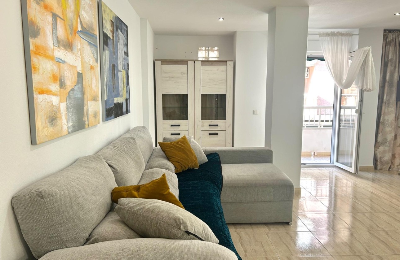 Revente - Appartement -
Torrevieja - Playa del Cura