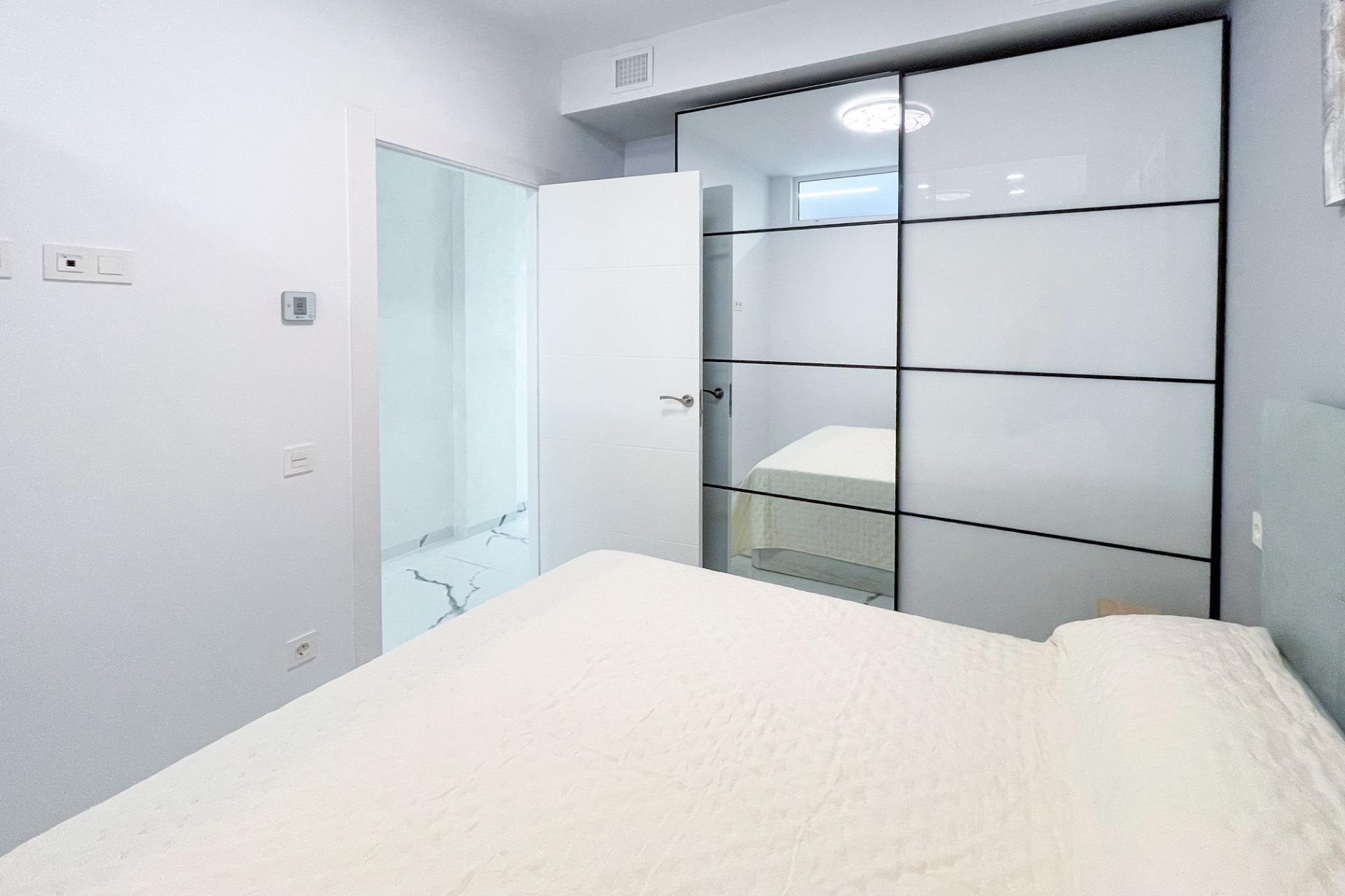 Revente - Appartement -
Torrevieja - Playa del Cura