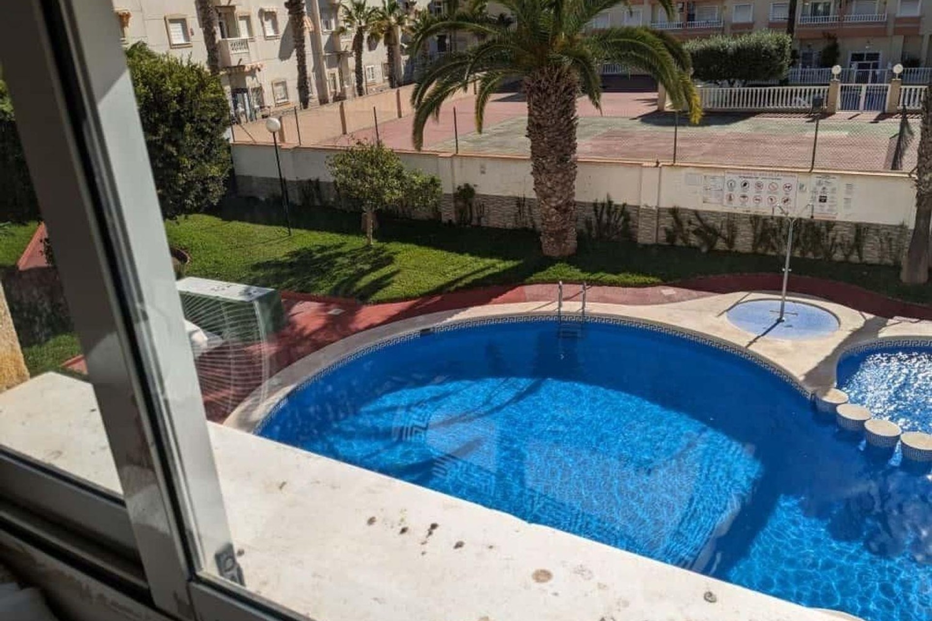 Revente - Appartement -
Torrevieja - Playa del Cura