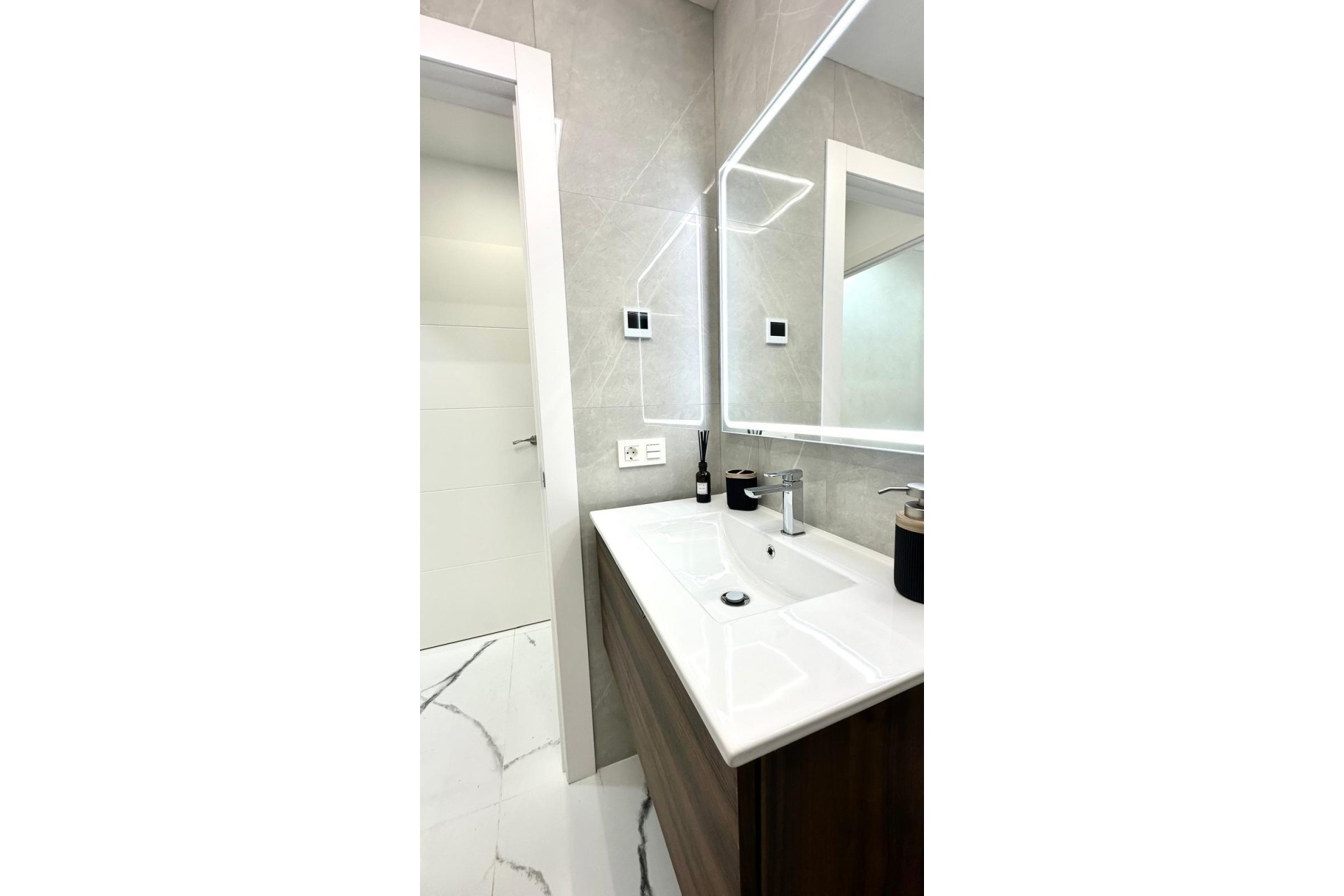 Revente - Appartement -
Torrevieja - Playa del Cura