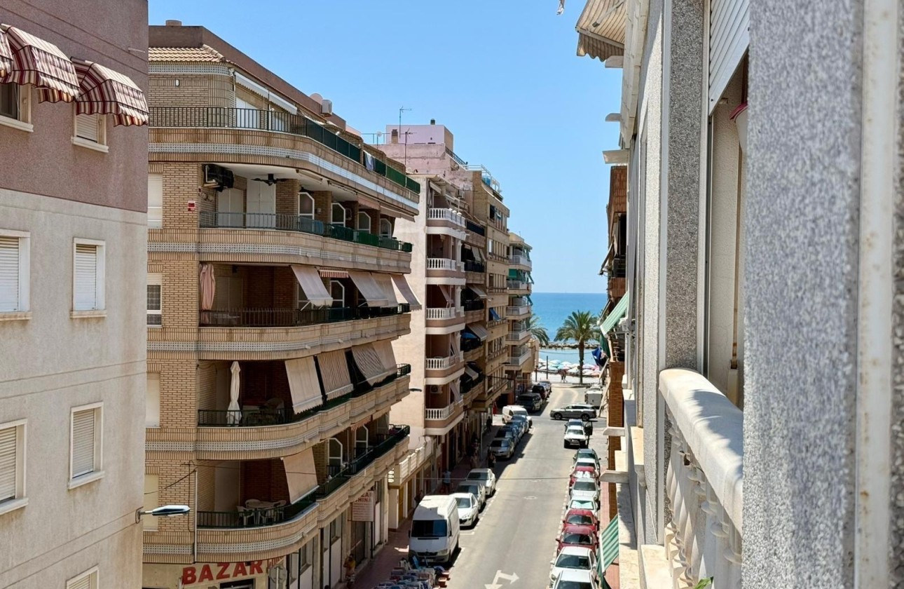 Revente - Appartement -
Torrevieja - Playa del Cura