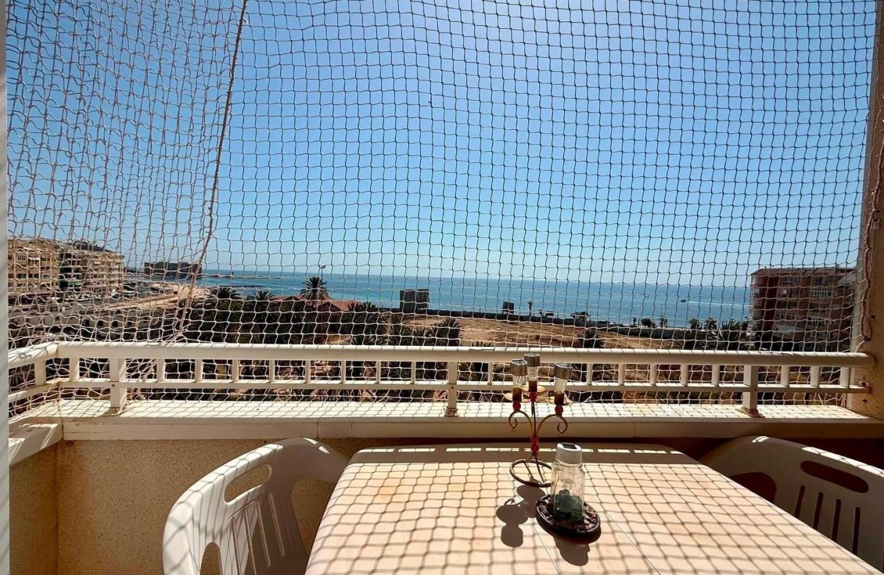 Revente - Appartement -
Torrevieja - Playa del Cura