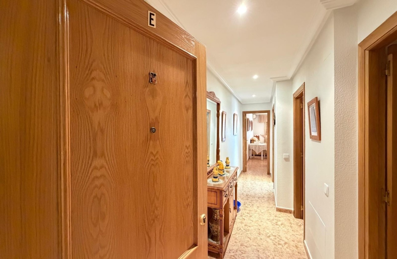 Revente - Appartement -
Torrevieja - Playa del Cura