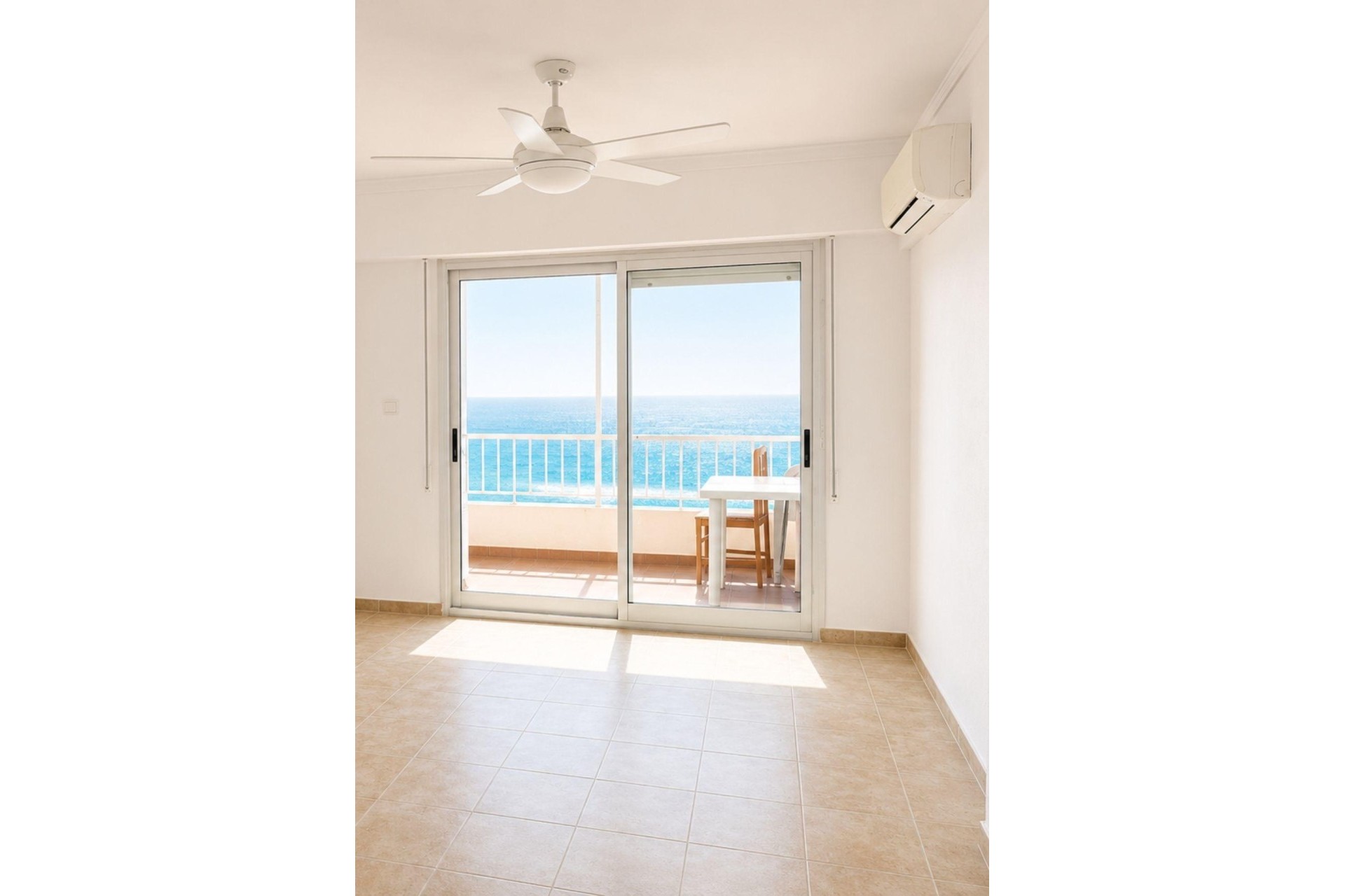 Revente - Appartement -
Torrevieja - Playa del Cura