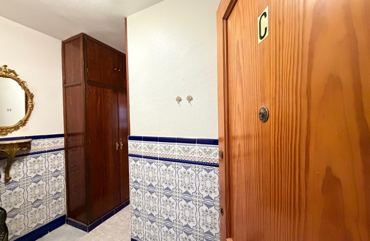 Revente - Appartement -
Torrevieja - Playa del Cura