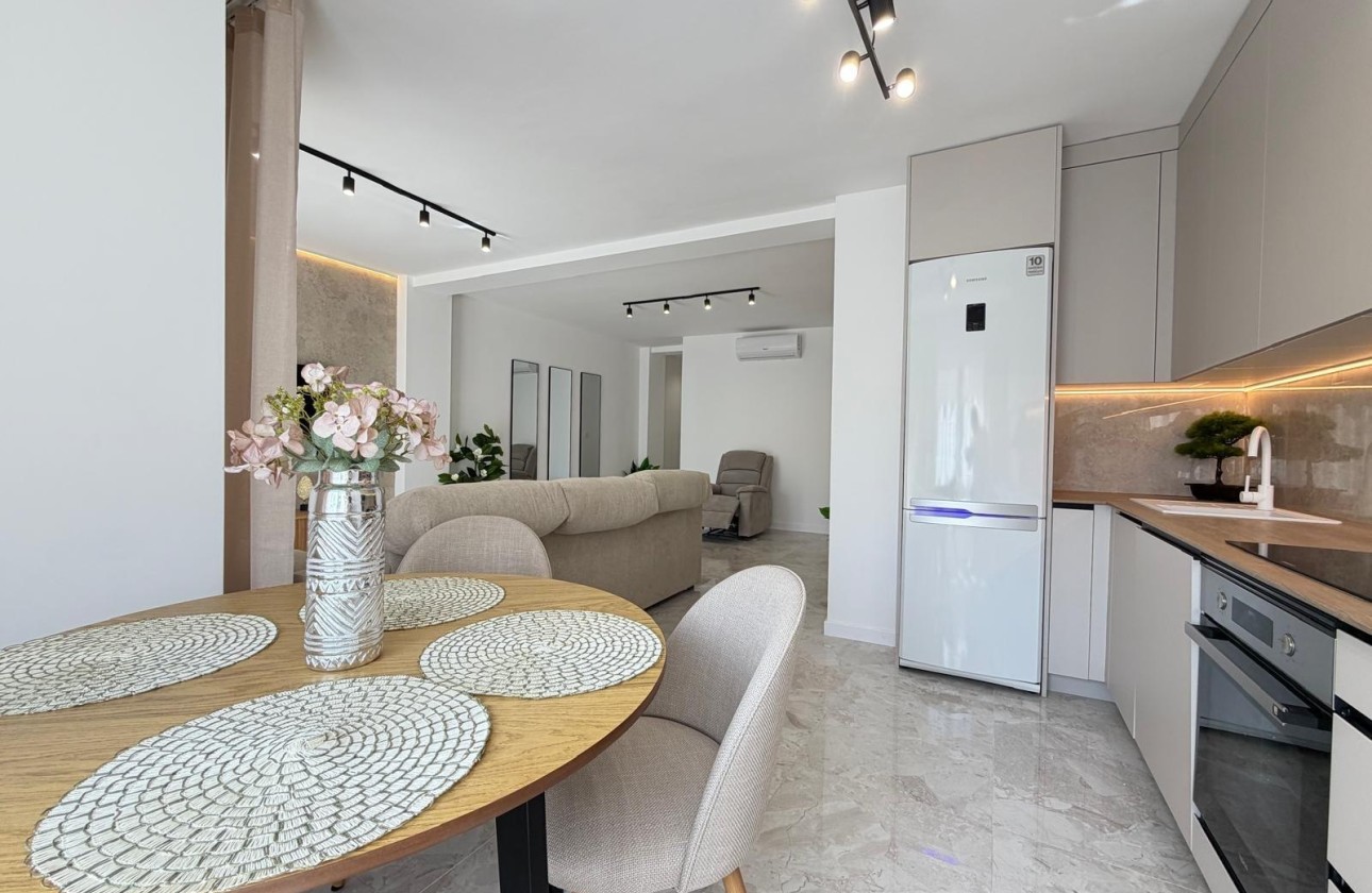 Revente - Appartement -
Torrevieja - Playa del Cura