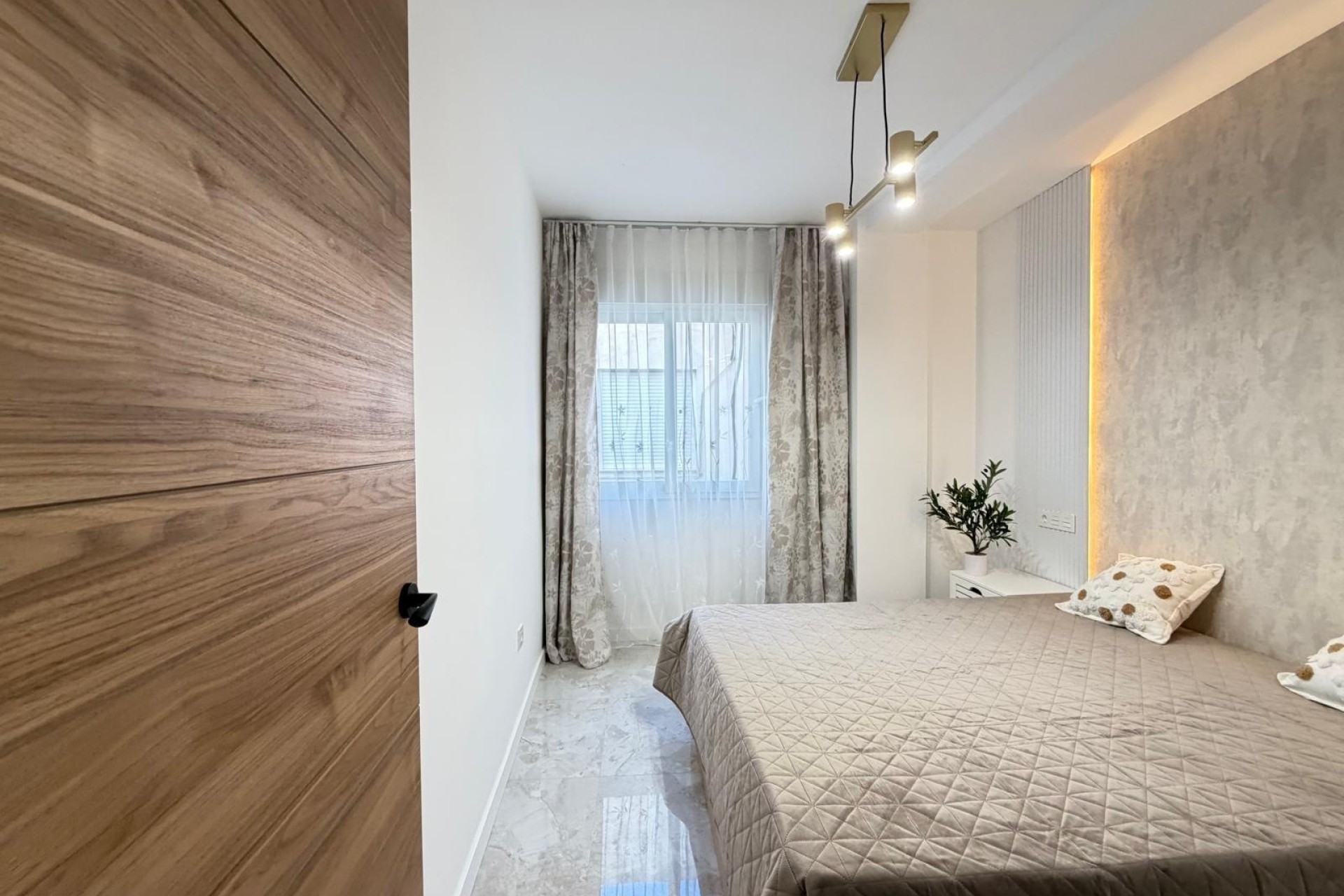 Revente - Appartement -
Torrevieja - Playa del Cura