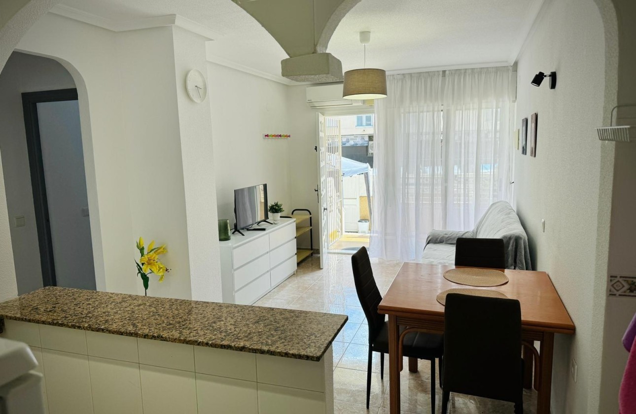 Revente - Appartement -
Torrevieja - Playa del Cura