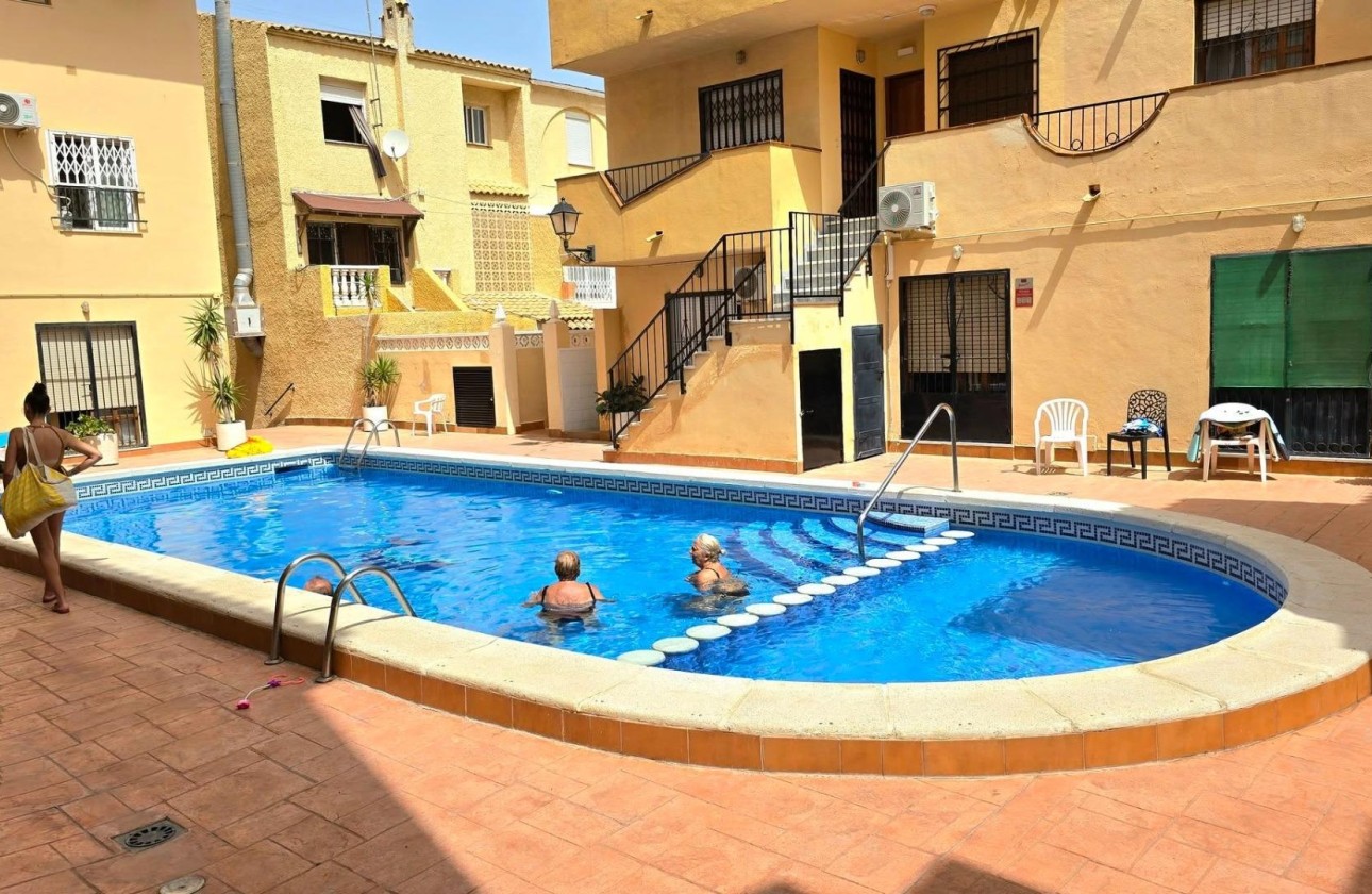 Revente - Appartement -
Torrevieja - Playa del Cura