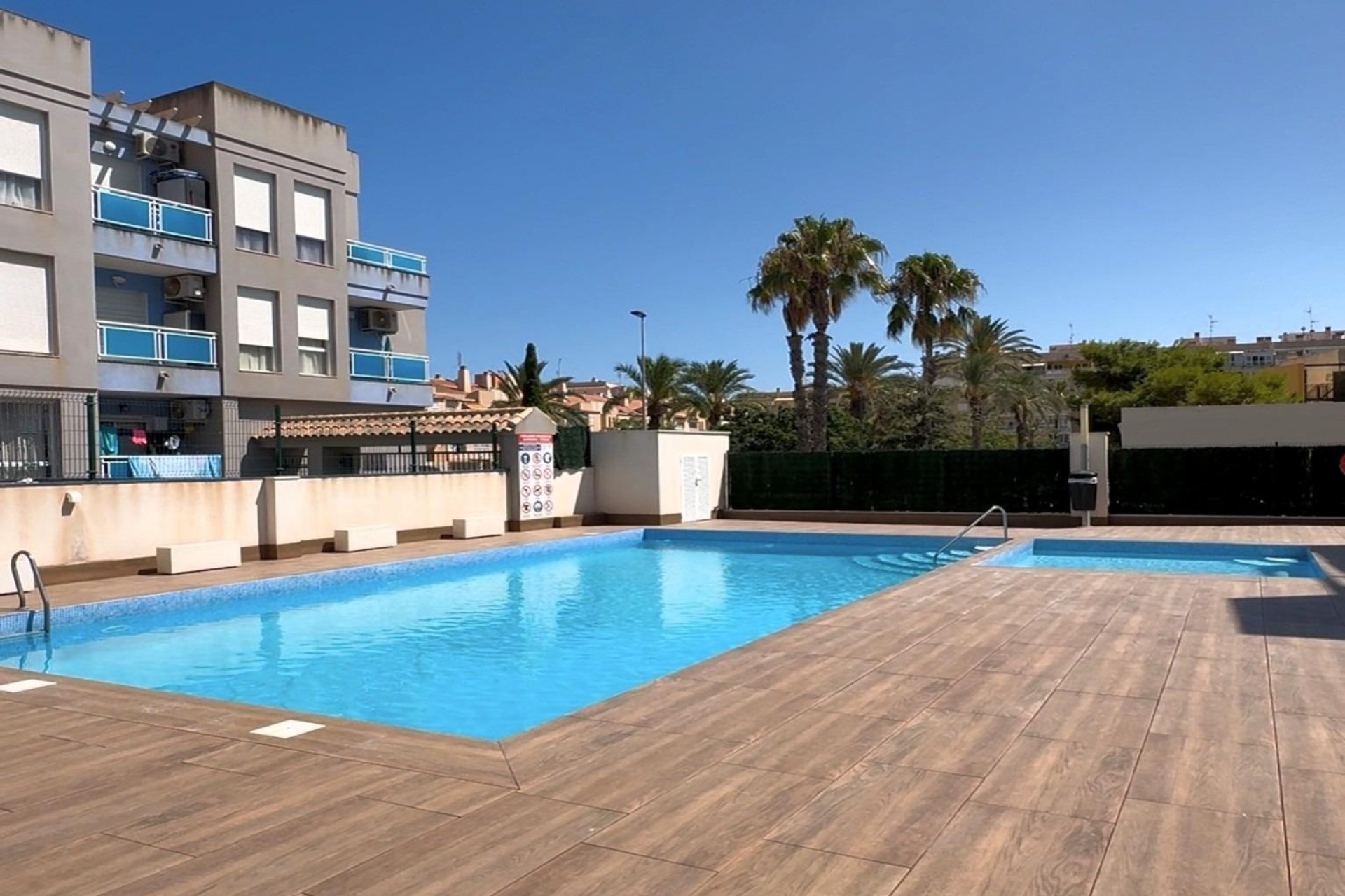 Revente - Appartement -
Torrevieja - Playa del Cura