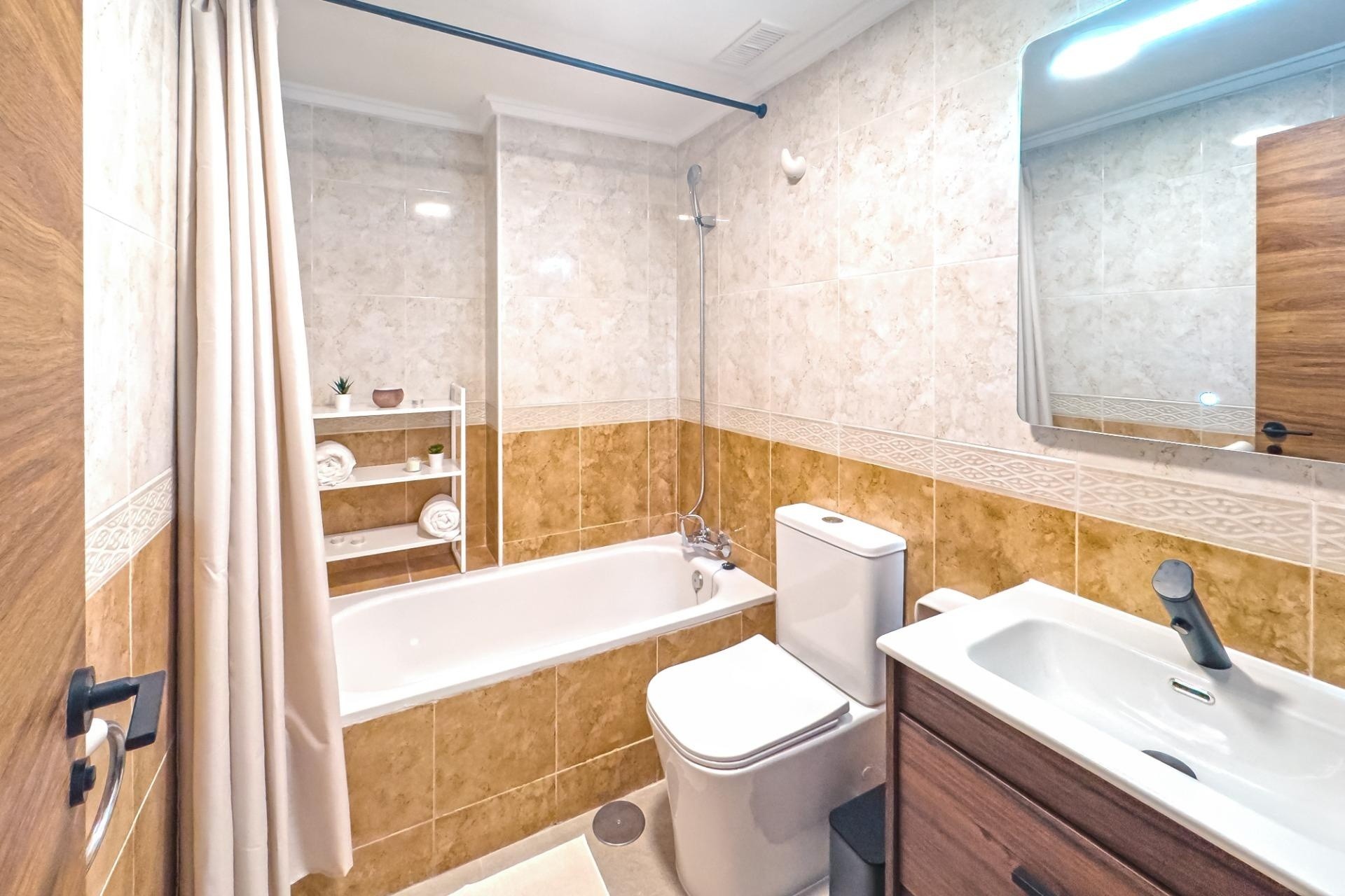 Revente - Appartement -
Torrevieja - Playa del Cura
