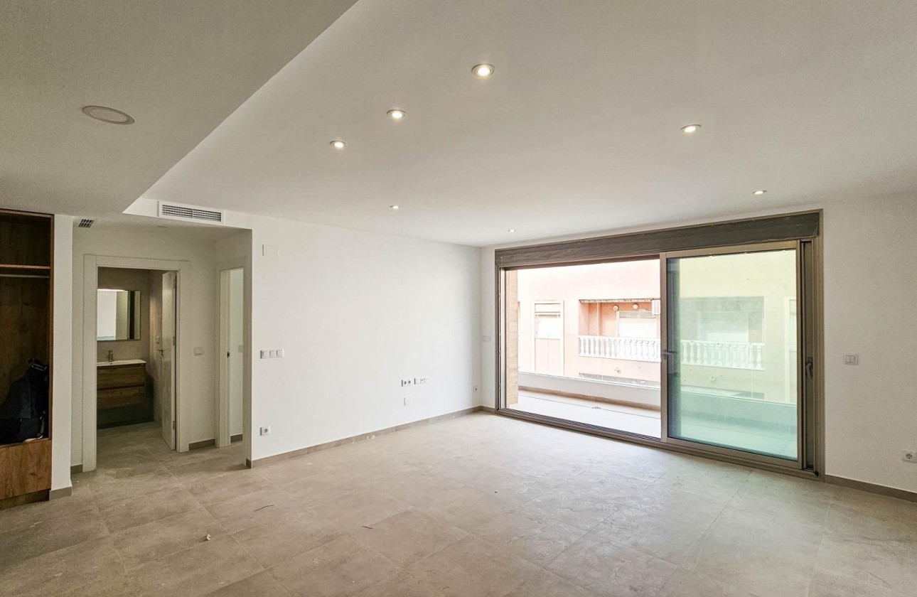 Revente - Appartement -
Torrevieja - Playa del Cura