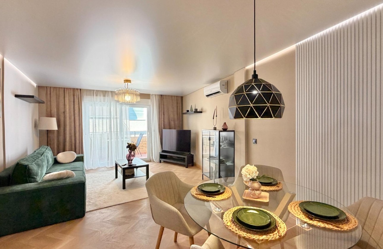 Revente - Appartement -
Torrevieja - Playa del Cura