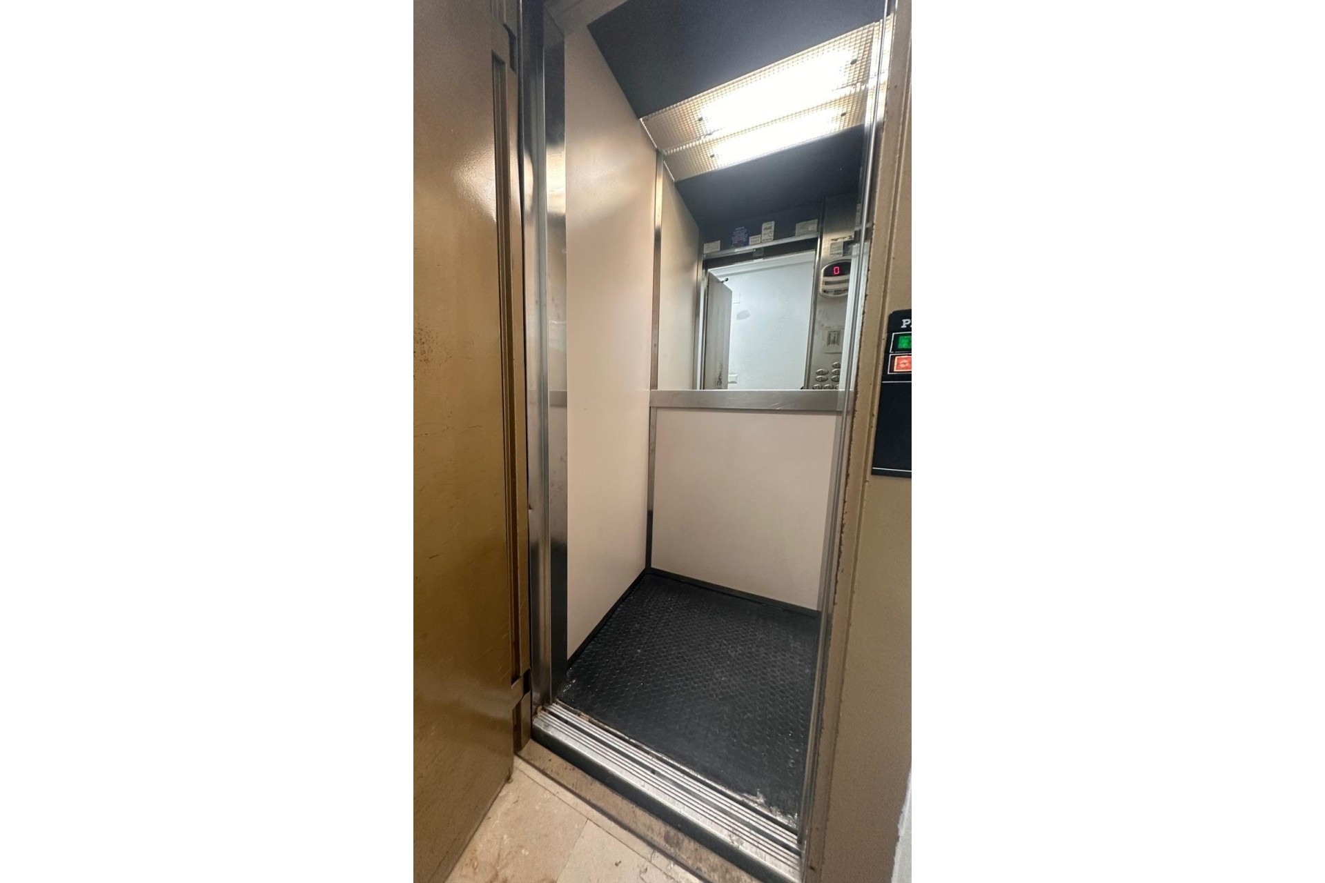Revente - Appartement -
Torrevieja - Playa del Cura