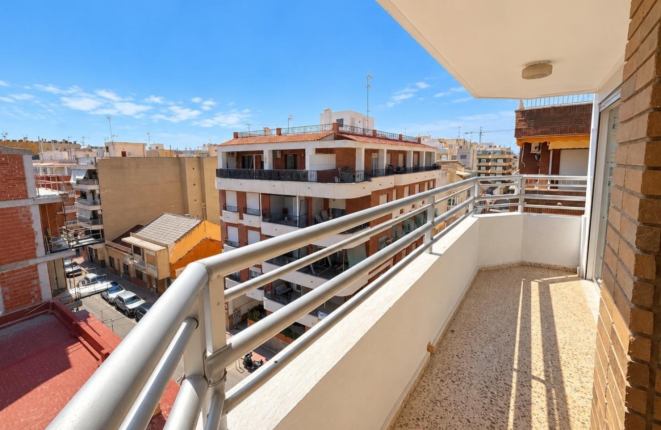 Revente - Appartement -
Torrevieja - Playa del Cura