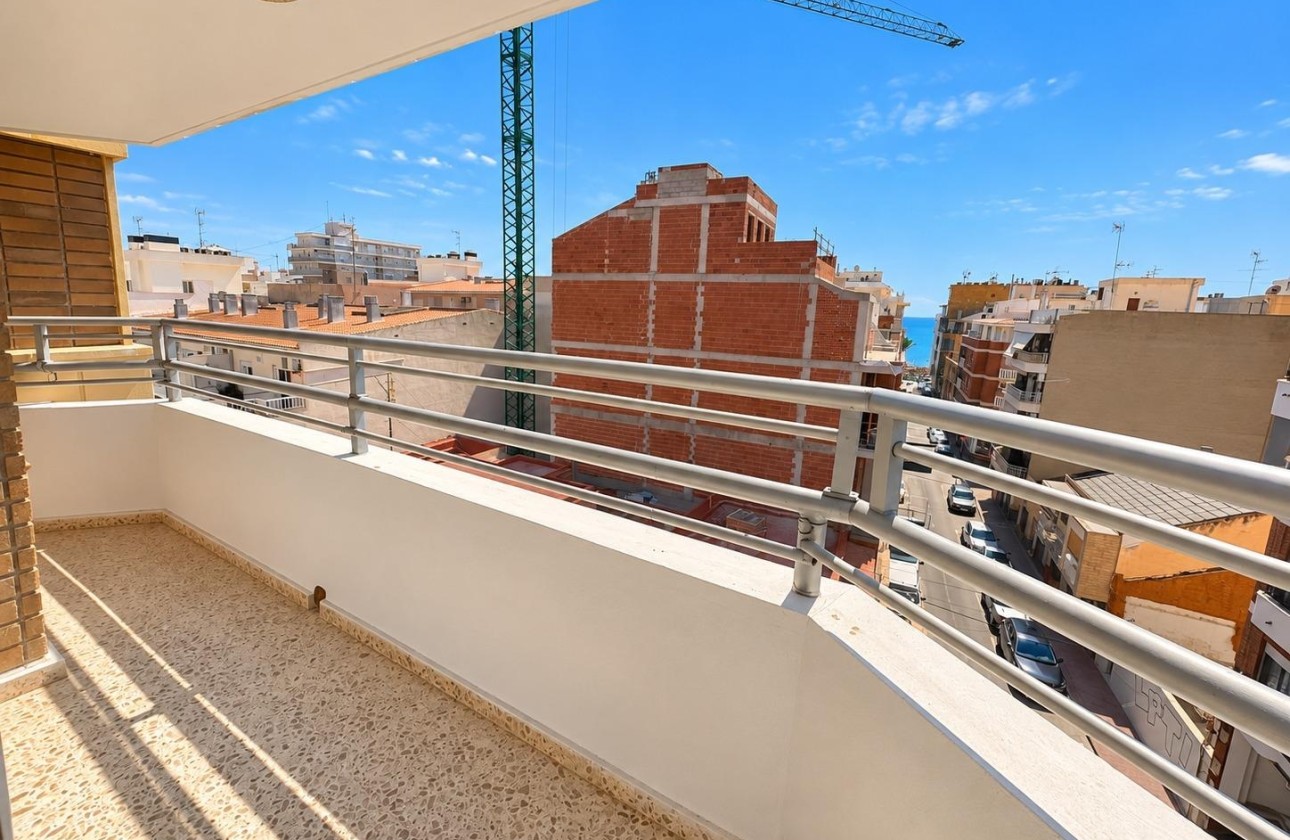 Revente - Appartement -
Torrevieja - Playa del Cura