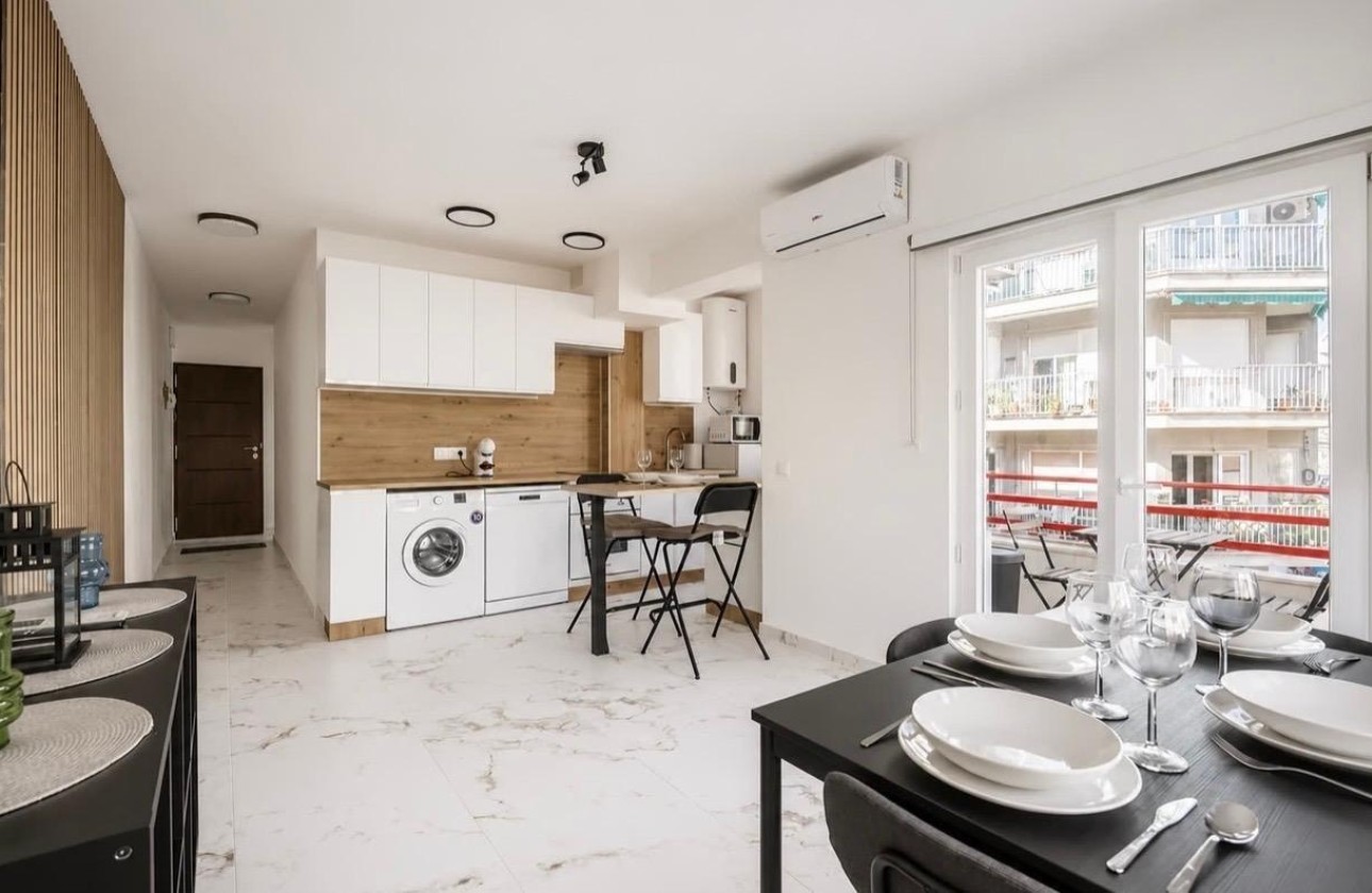 Revente - Appartement -
Torrevieja - Playa del Cura