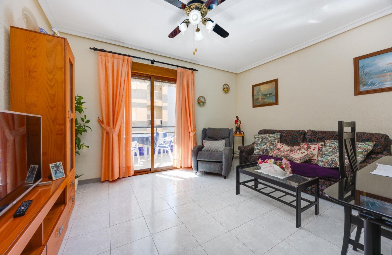 Revente - Appartement -
Torrevieja - Playa del Cura