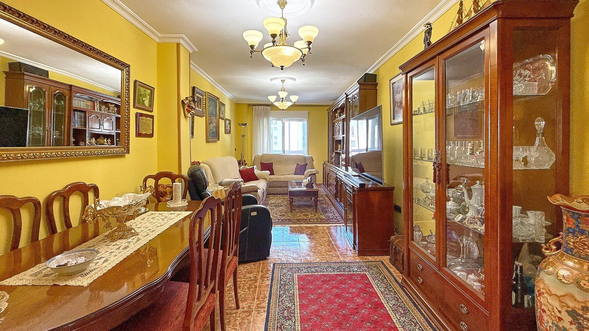 Revente - Appartement -
Torrevieja - Playa del cura