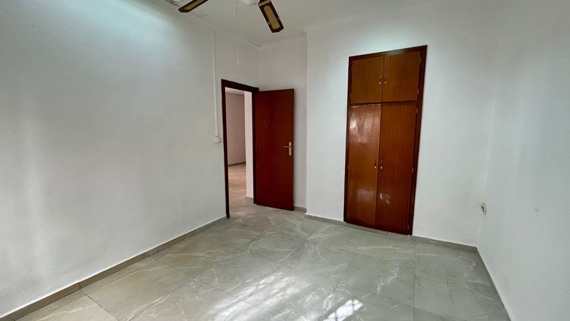 Revente - Appartement -
Torrevieja - PLAYA LOS LOCOS