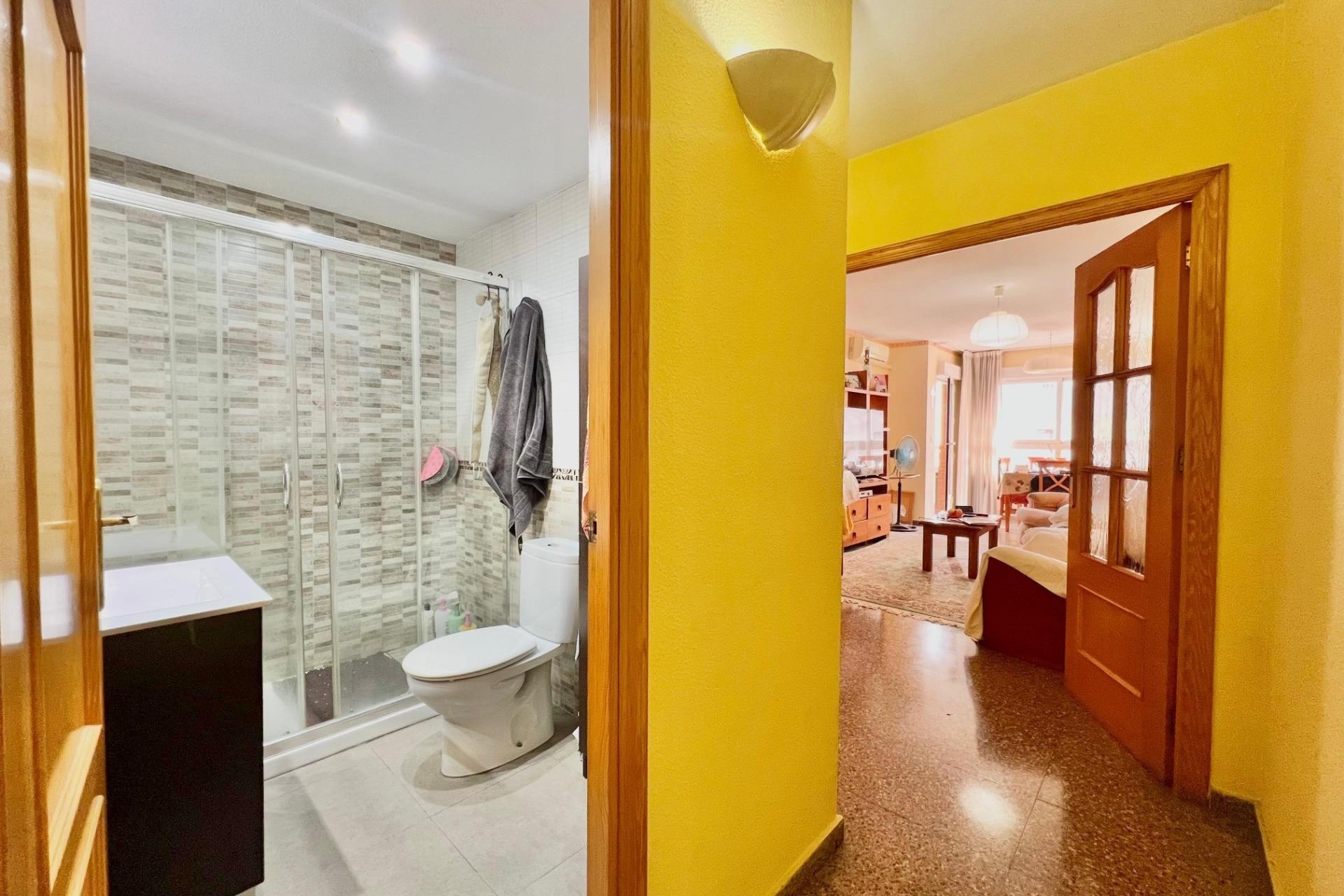 Revente - Appartement -
Torrevieja - Puerto Deportivo
