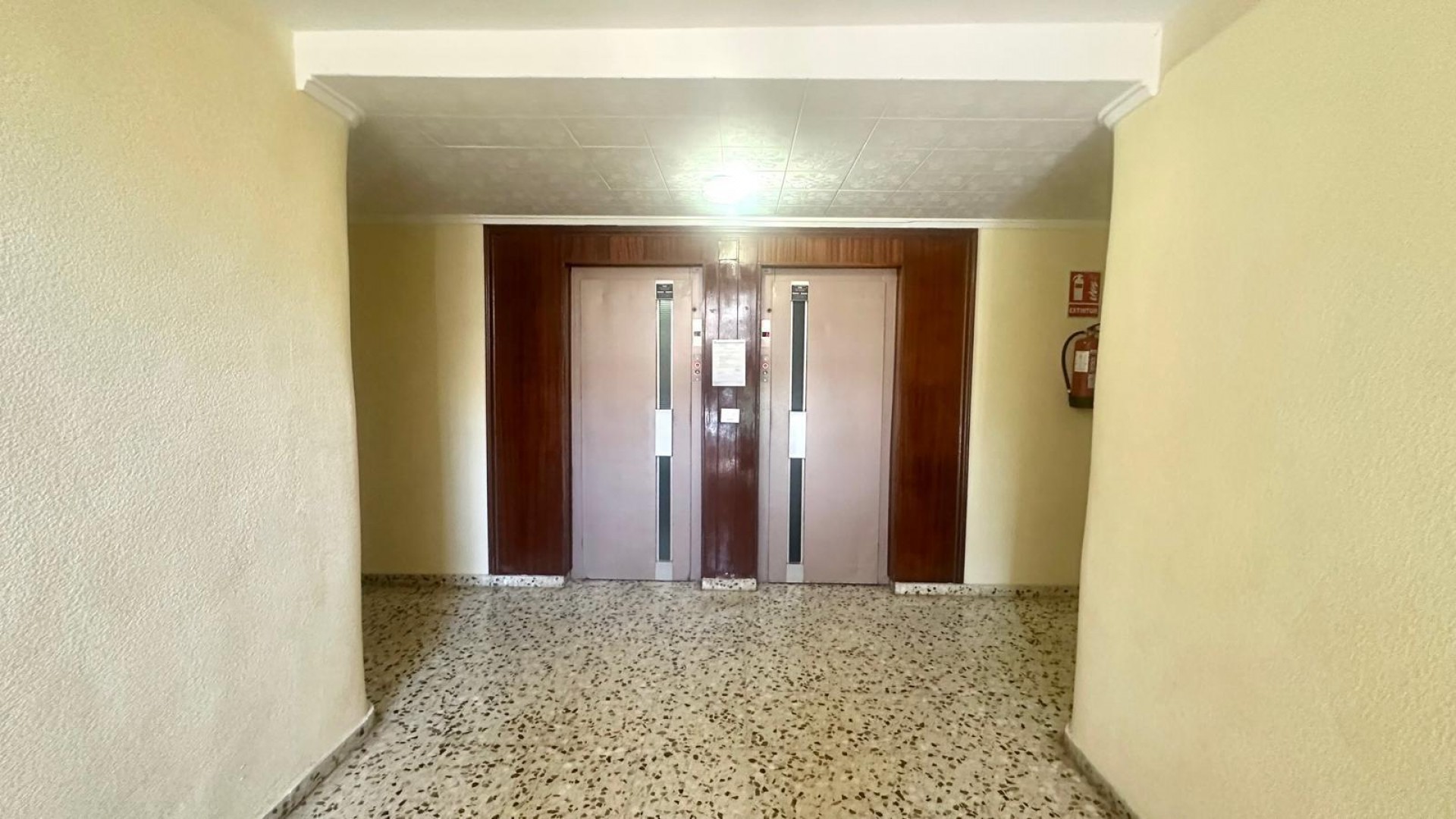 Revente - Appartement -
Torrevieja - Punta prima