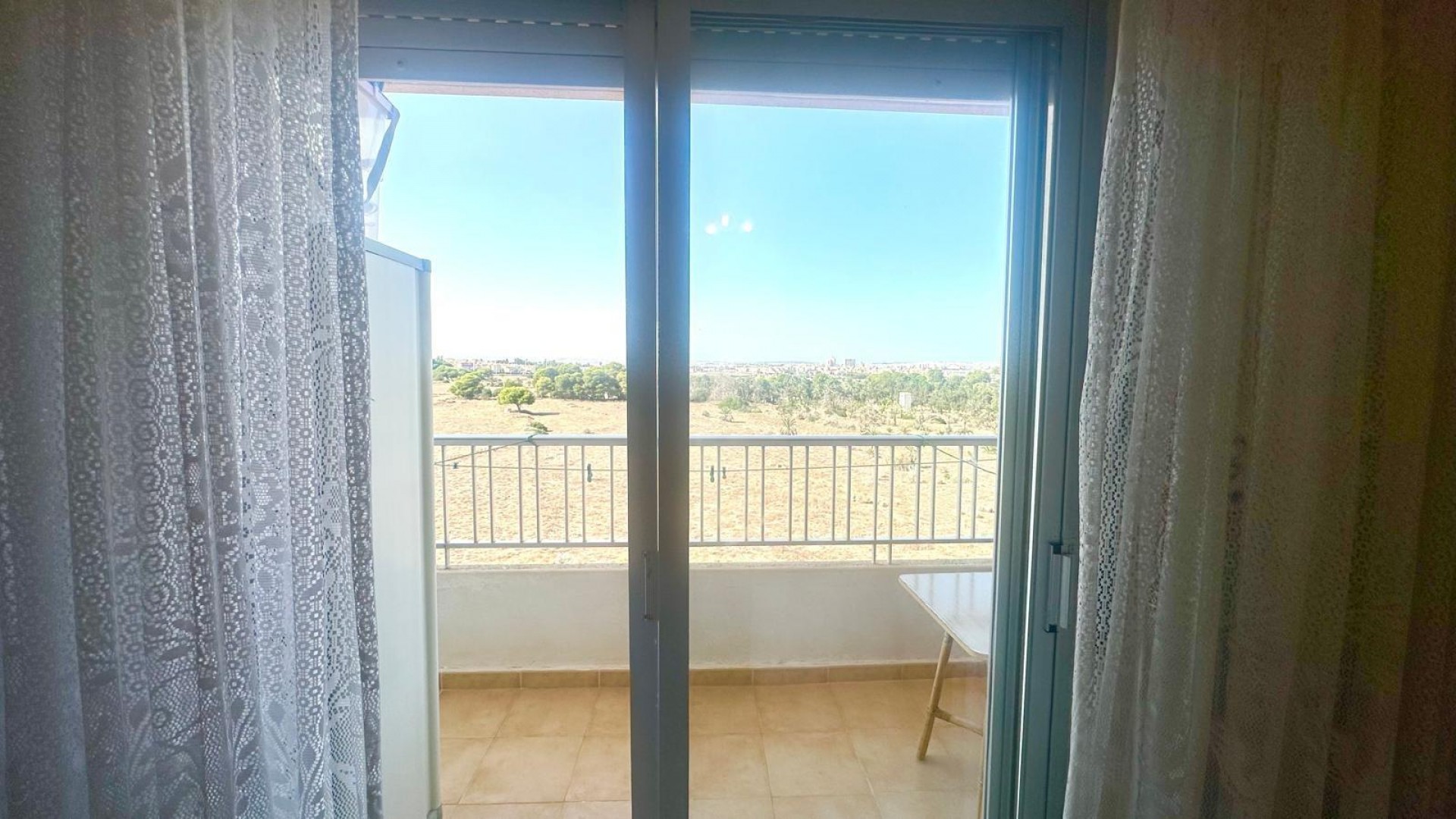 Revente - Appartement -
Torrevieja - Punta prima