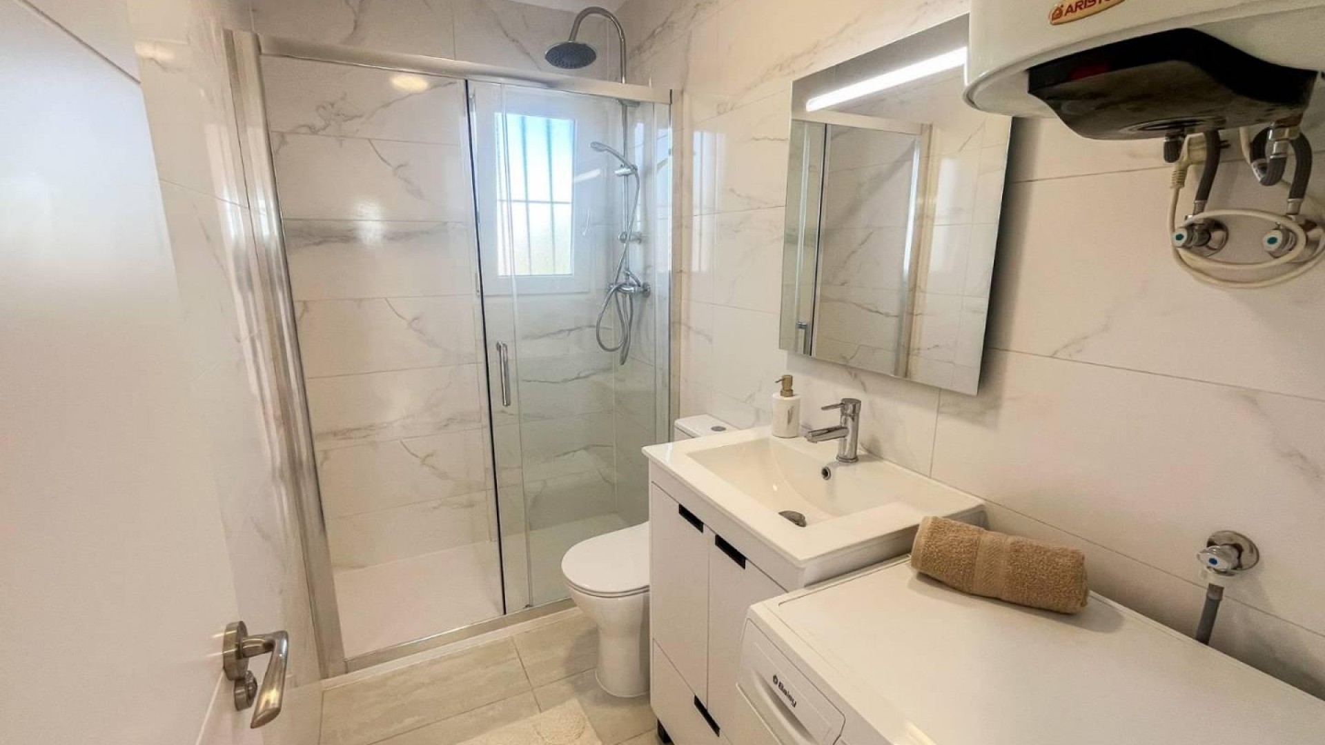 Revente - Appartement -
Torrevieja - Punta Prima