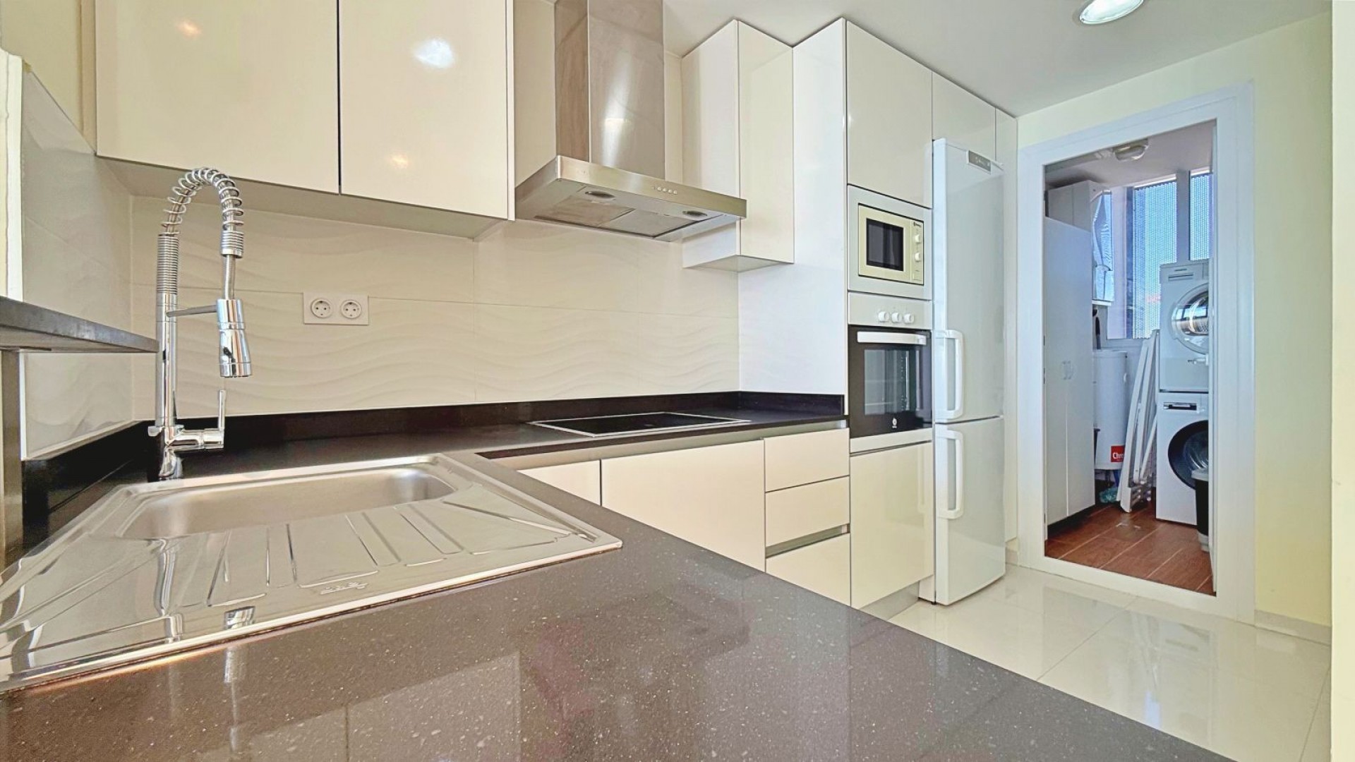 Revente - Appartement -
Torrevieja - Punta Prima