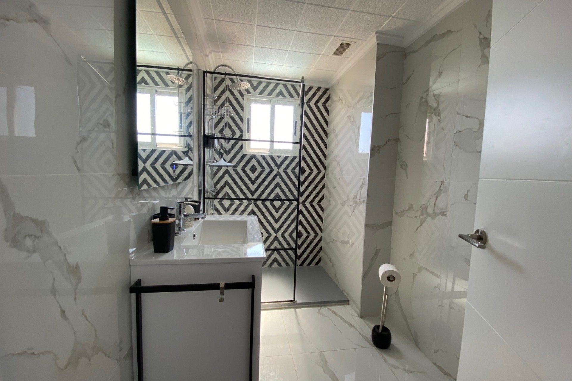 Revente - Appartement -
Torrevieja - Punta Prima